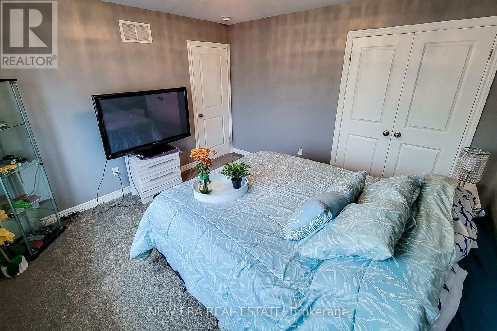 4274 Sixth Avenue, Niagara Falls, Ontario  L2E 4S8 - Photo 28 - X12481435