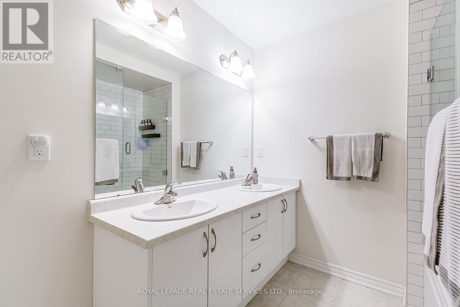14 - 305 Garner Road W, Hamilton, Ontario  L9G 3K9 - Photo 30 - X12481458