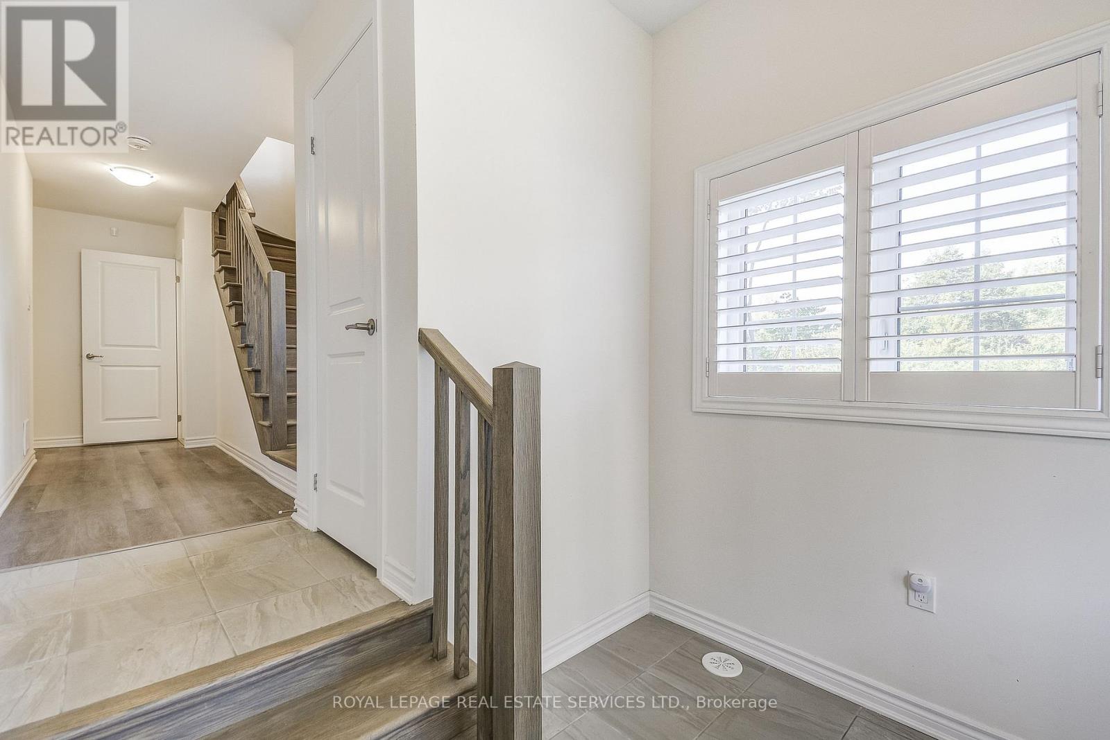 14 - 305 Garner Road W, Hamilton, Ontario  L9G 3K9 - Photo 5 - X12481458