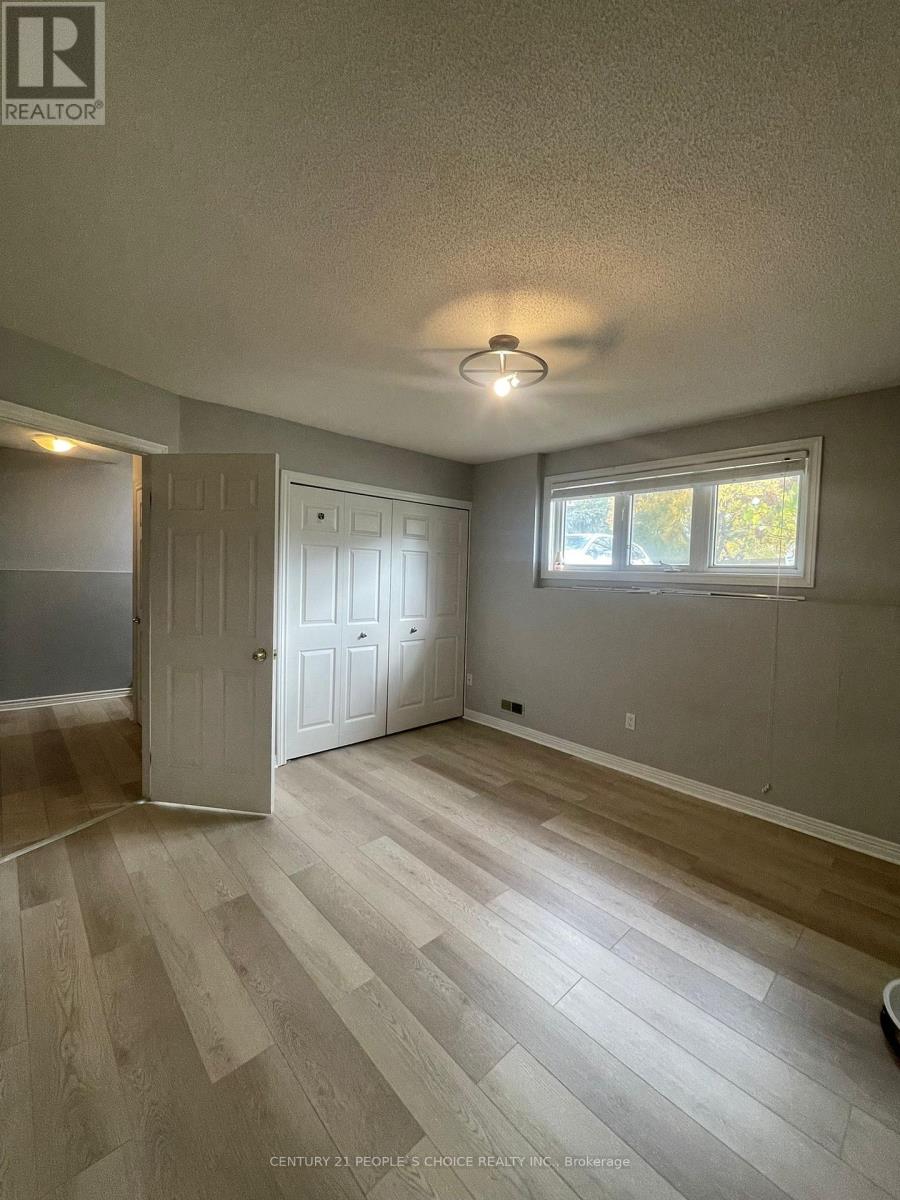 917 Lawson Road, London North, Ontario  N6G 4X4 - Photo 16 - X12481494