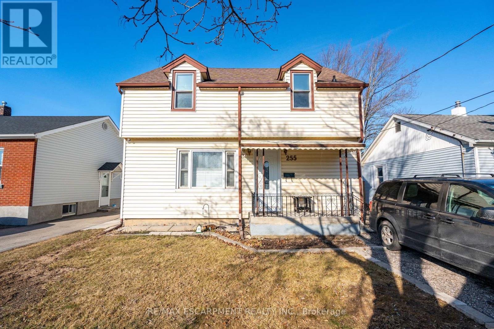 Lower - 255 Wallace Avenue S, Welland, Ontario  N0A 1L0 - Photo 2 - X12481507