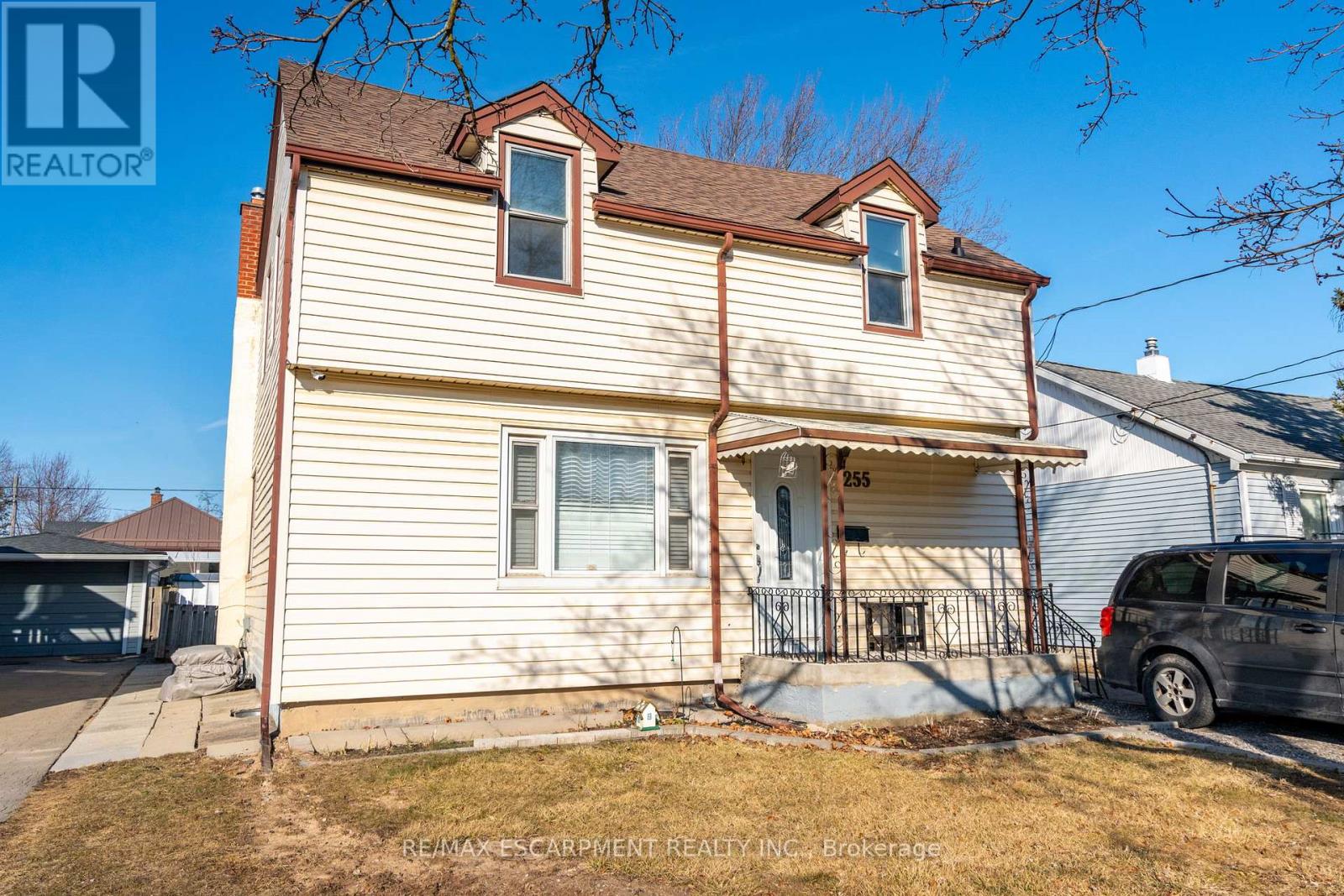 Lower - 255 Wallace Avenue S, Welland, Ontario  N0A 1L0 - Photo 3 - X12481507