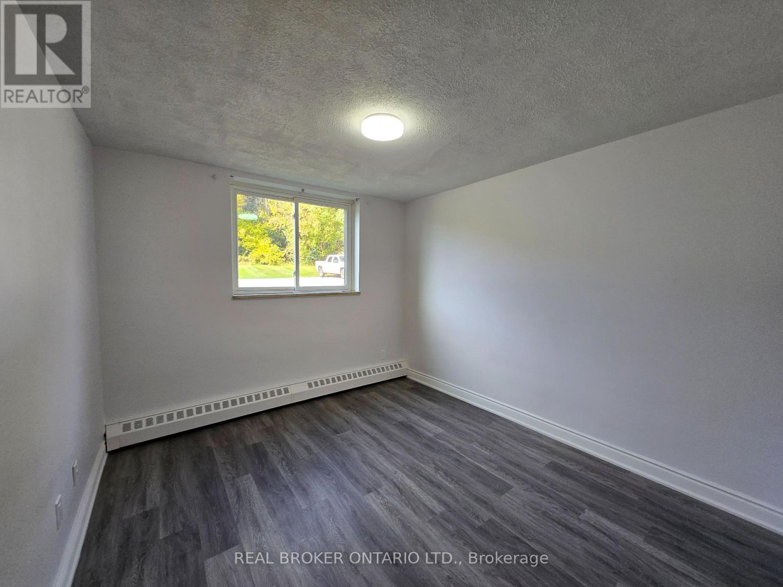 Apt # 102 - 11 Wellington Rd 124, Erin, Ontario  N0B 1T0 - Photo 19 - X12481519