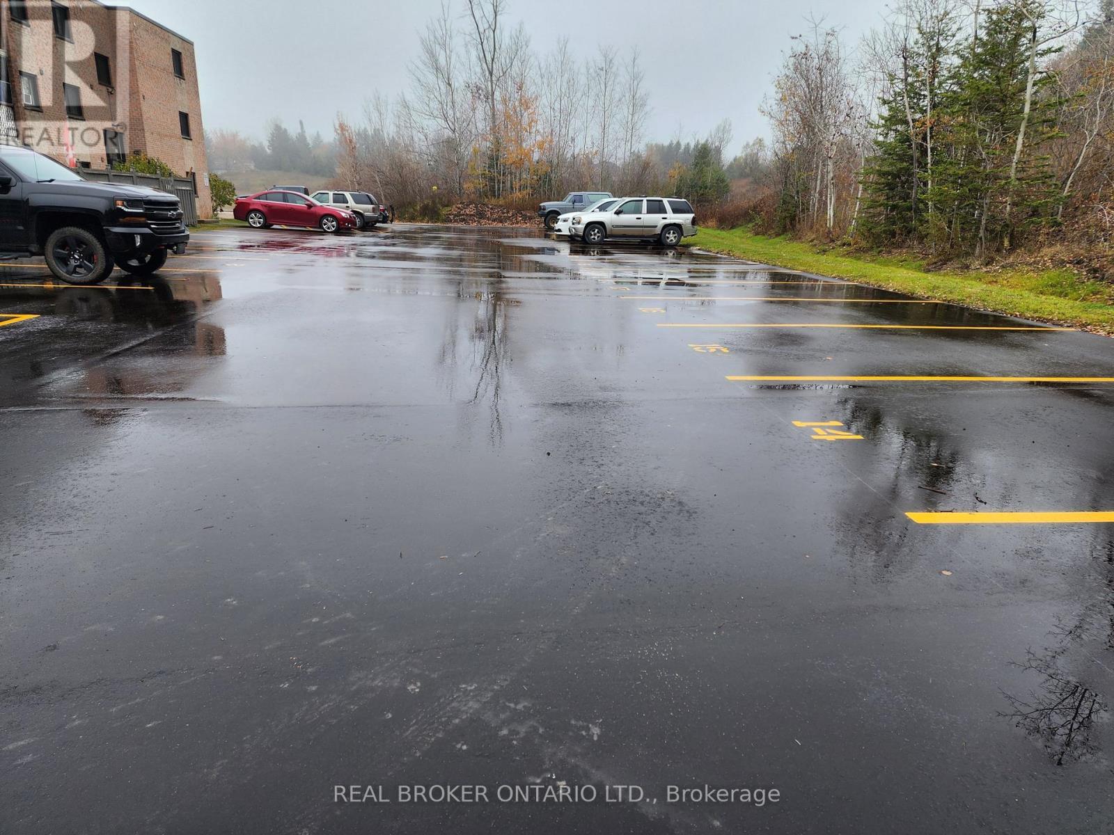 Apt # 102 - 11 Wellington Rd 124, Erin, Ontario  N0B 1T0 - Photo 21 - X12481519