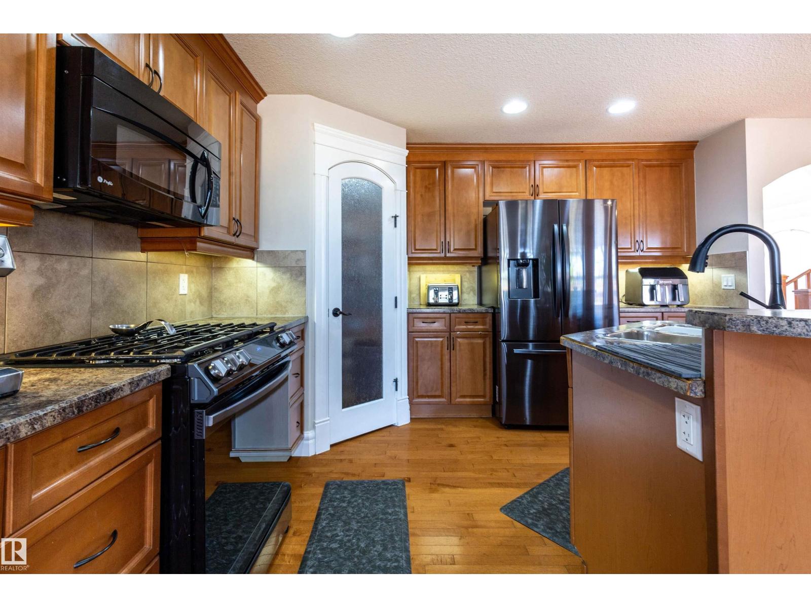 4224 157 Av Nw, Edmonton, Alberta  T5Y 0C9 - Photo 14 - E4463451