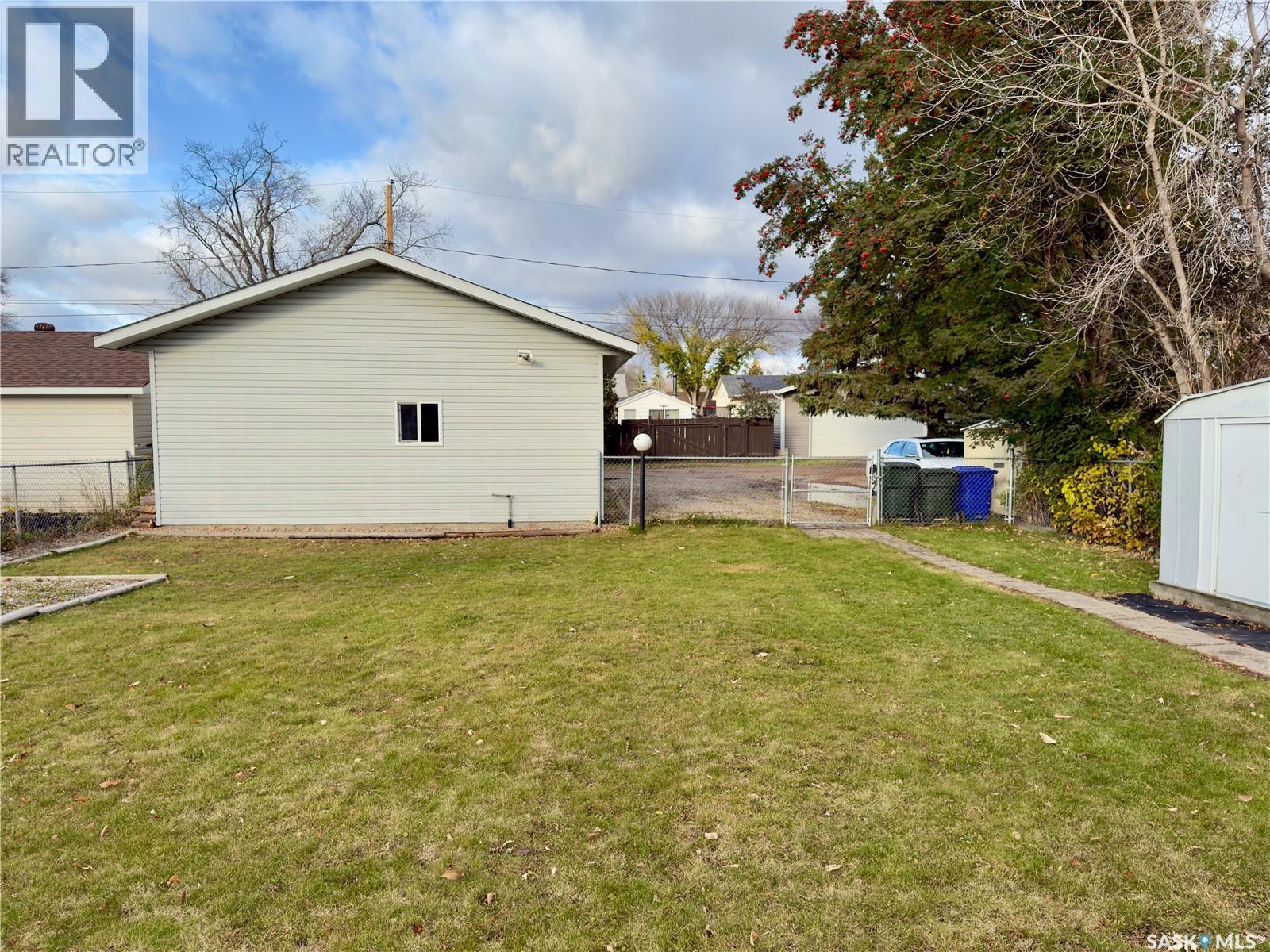 1428 6th Street E, Prince Albert, Saskatchewan  S6V 0R3 - Photo 27 - SK021351