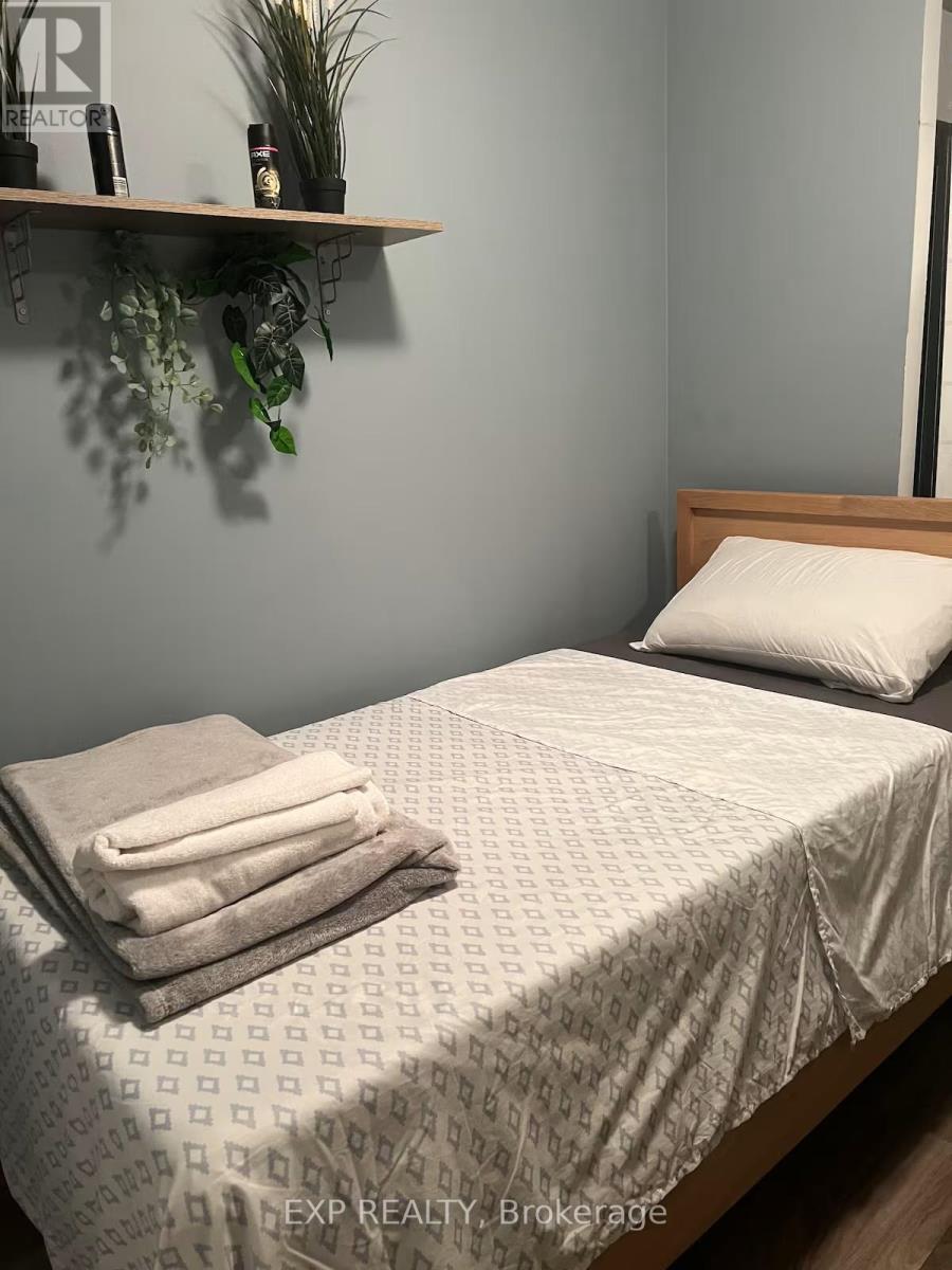 347 - 151 Dan Leckie Way, Toronto, Ontario  M5V 4B2 - Photo 5 - C12481538