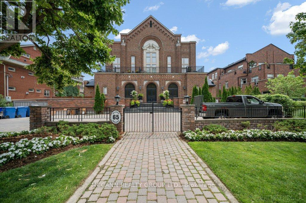 208 - 65 Sheldrake Boulevard, Toronto, Ontario  M4P 2B1 - Photo 2 - C12481567