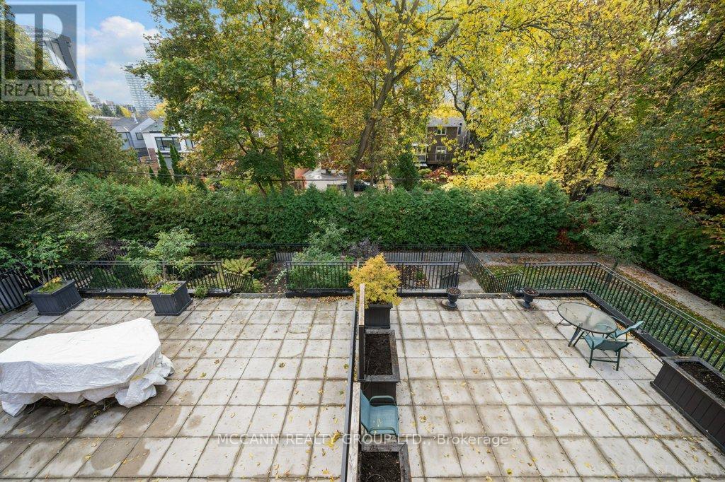 208 - 65 Sheldrake Boulevard, Toronto, Ontario  M4P 2B1 - Photo 37 - C12481567