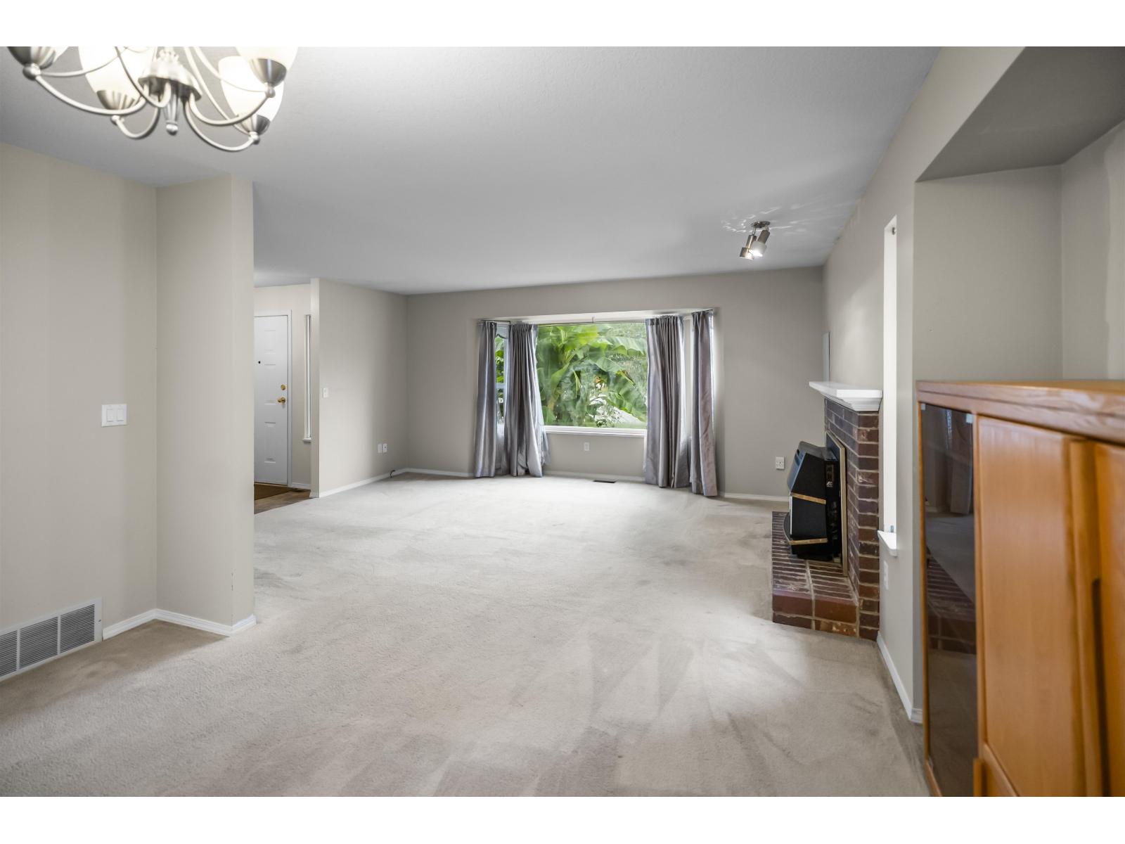 32711 Haida Drive, Abbotsford, British Columbia  V2T 4Z6 - Photo 10 - R3060896