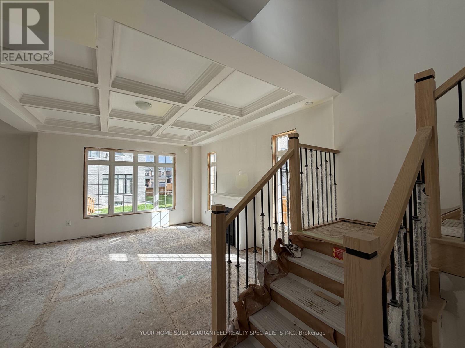 95 Calypso Avenue, Springwater, Ontario  L0L 1Y3 - Photo 5 - S12481546