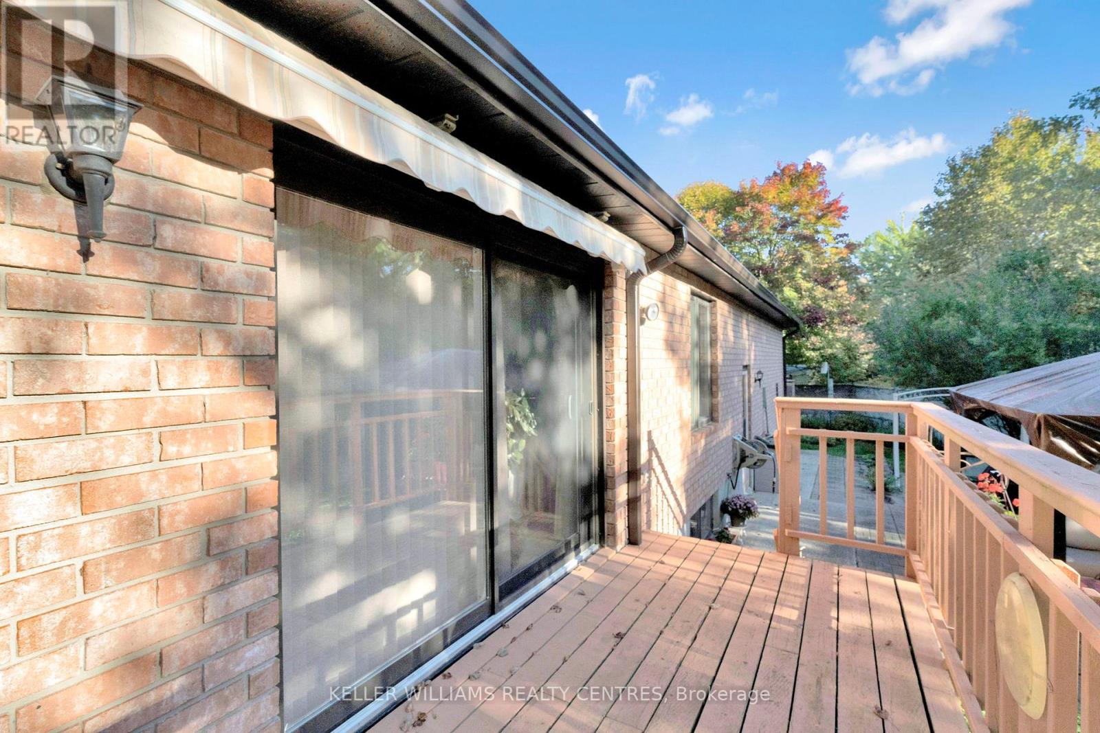 11 Birchmount Circle, Wasaga Beach, Ontario  L9Z 1H8 - Photo 13 - S12481555