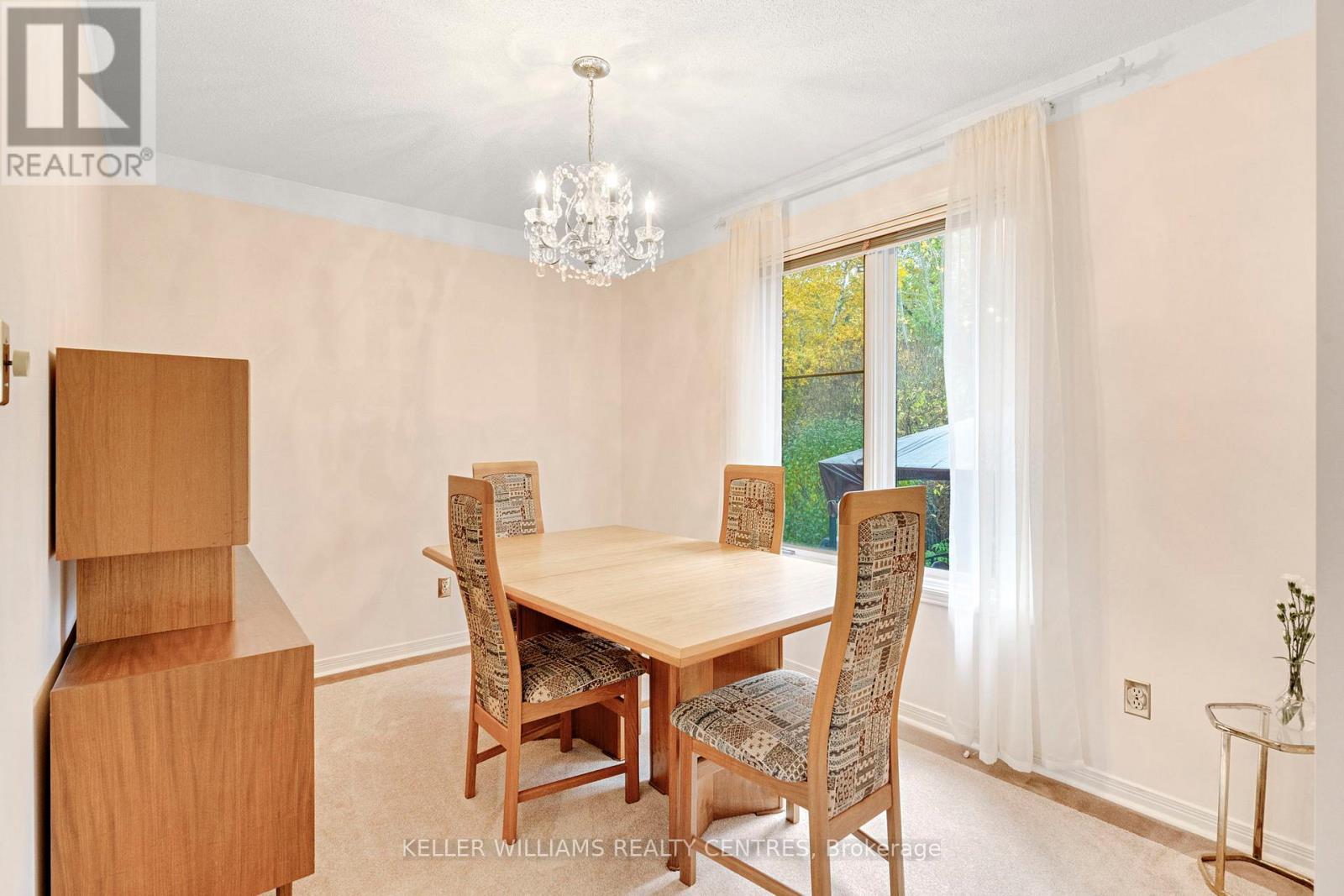 11 Birchmount Circle, Wasaga Beach, Ontario  L9Z 1H8 - Photo 20 - S12481555