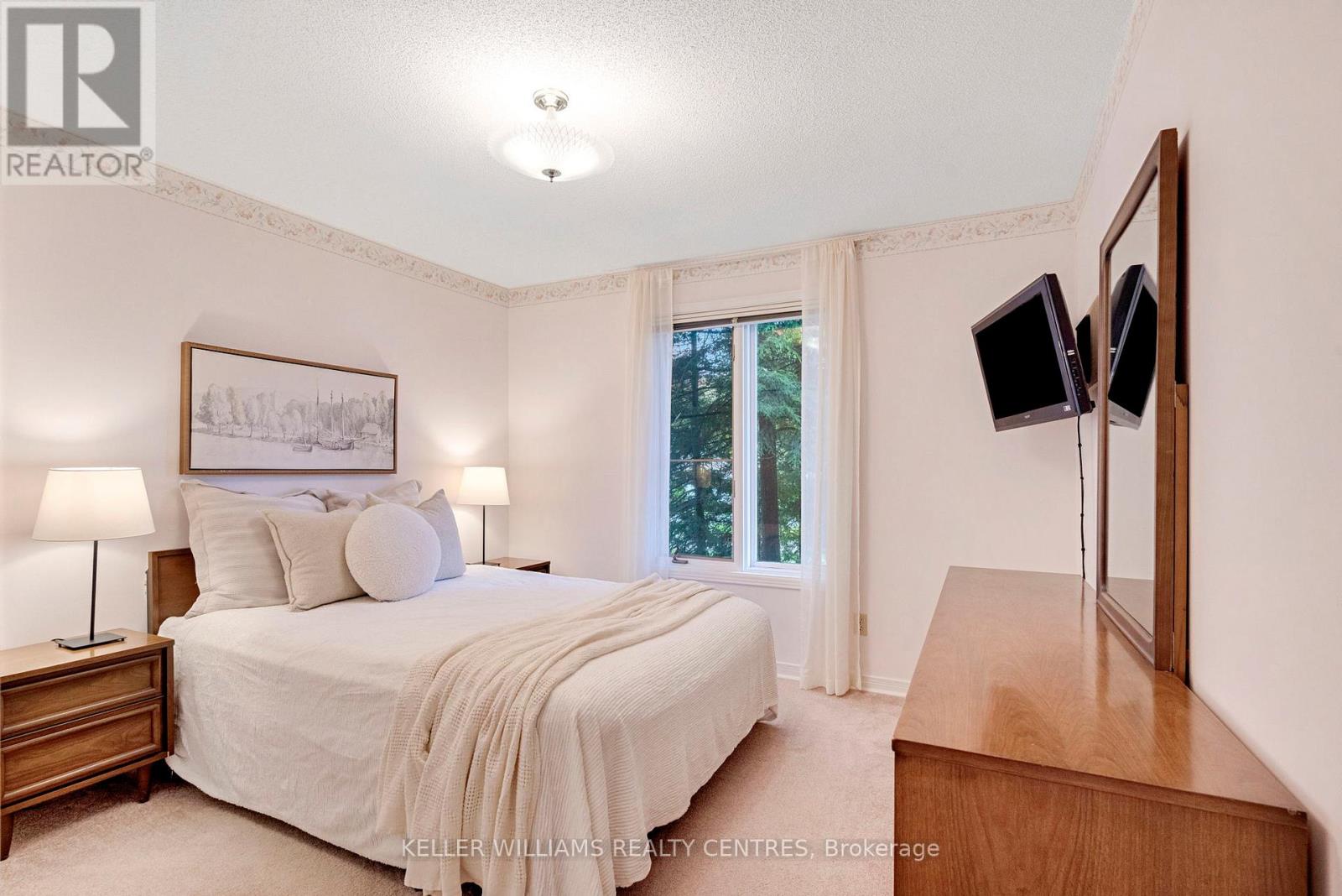 11 Birchmount Circle, Wasaga Beach, Ontario  L9Z 1H8 - Photo 30 - S12481555