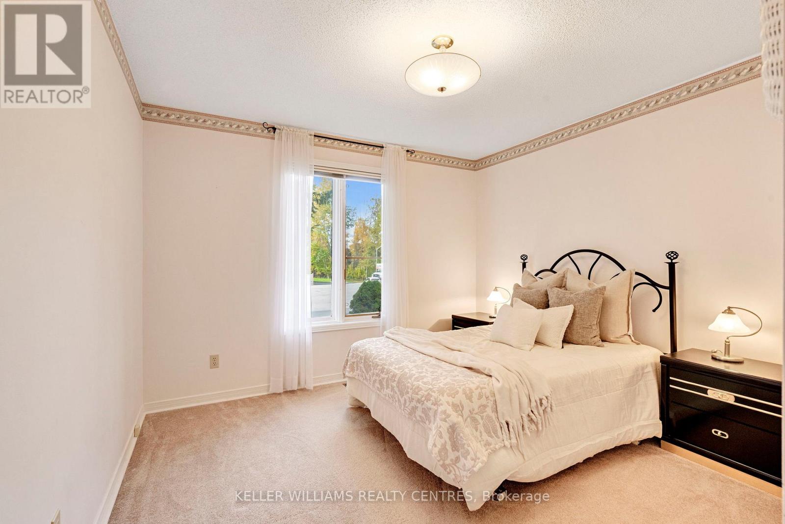 11 Birchmount Circle, Wasaga Beach, Ontario  L9Z 1H8 - Photo 32 - S12481555