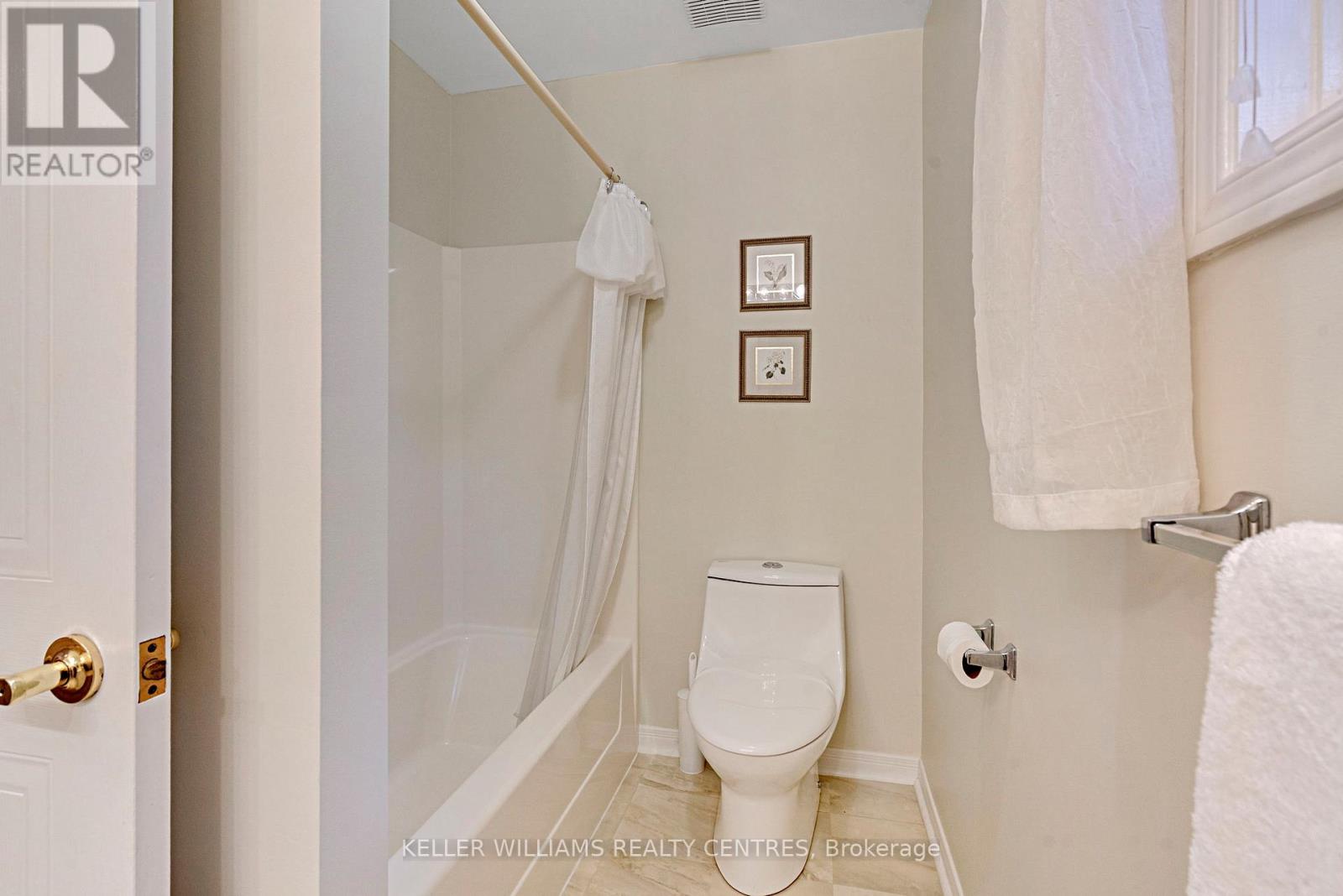 11 Birchmount Circle, Wasaga Beach, Ontario  L9Z 1H8 - Photo 35 - S12481555