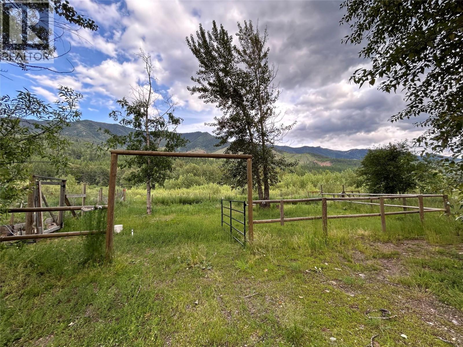 7065 STUBBS Road, fernie, British Columbia