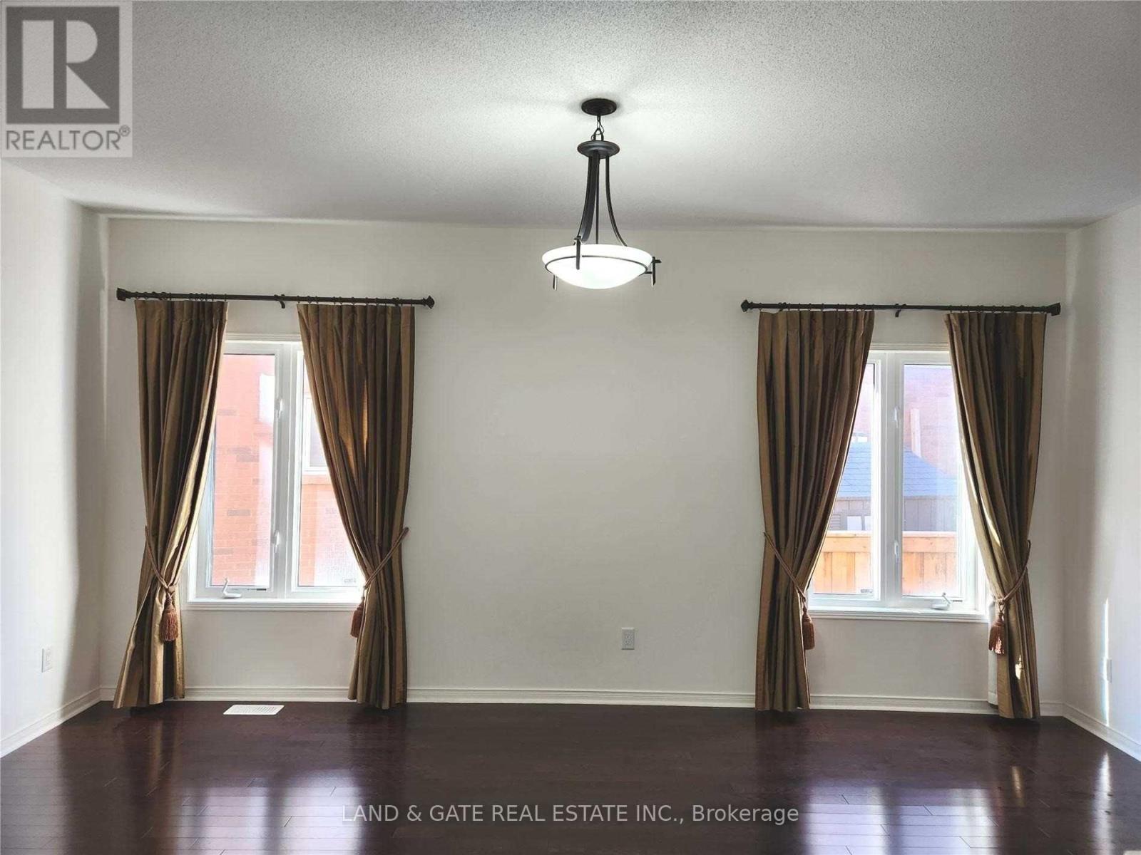 1958 Cocklin Crescent, Oshawa, Ontario  L1K 0T6 - Photo 4 - E12481586