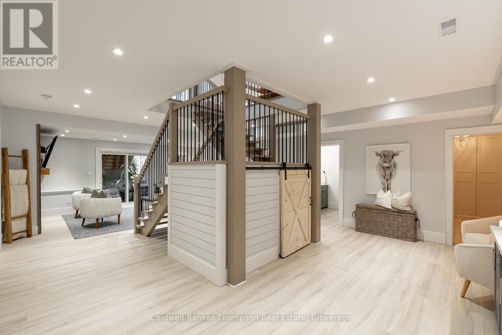 10 St George's Court, Huntsville, Ontario  P1H 1B1 - Photo 33 - X12481632