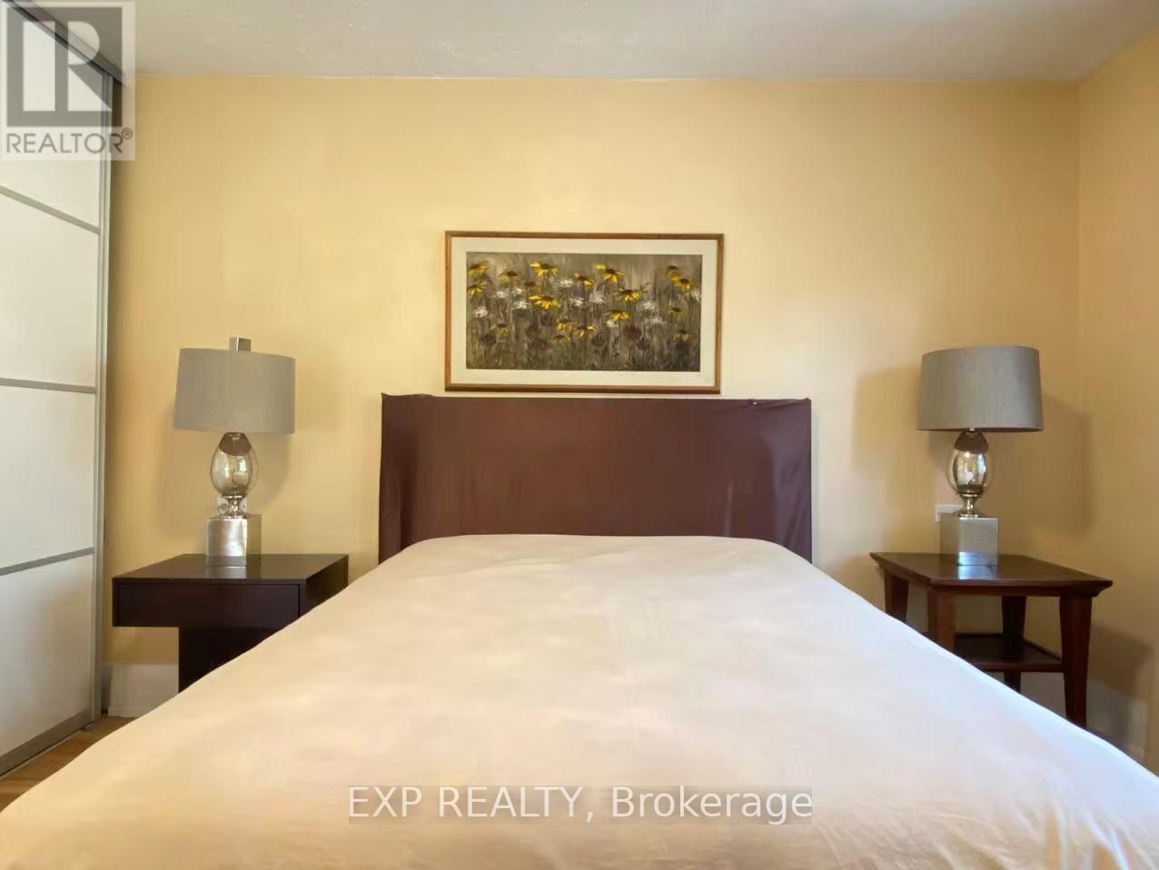 54 Latimer Avenue, Toronto, Ontario  M5N 2L8 - Photo 13 - C12448513