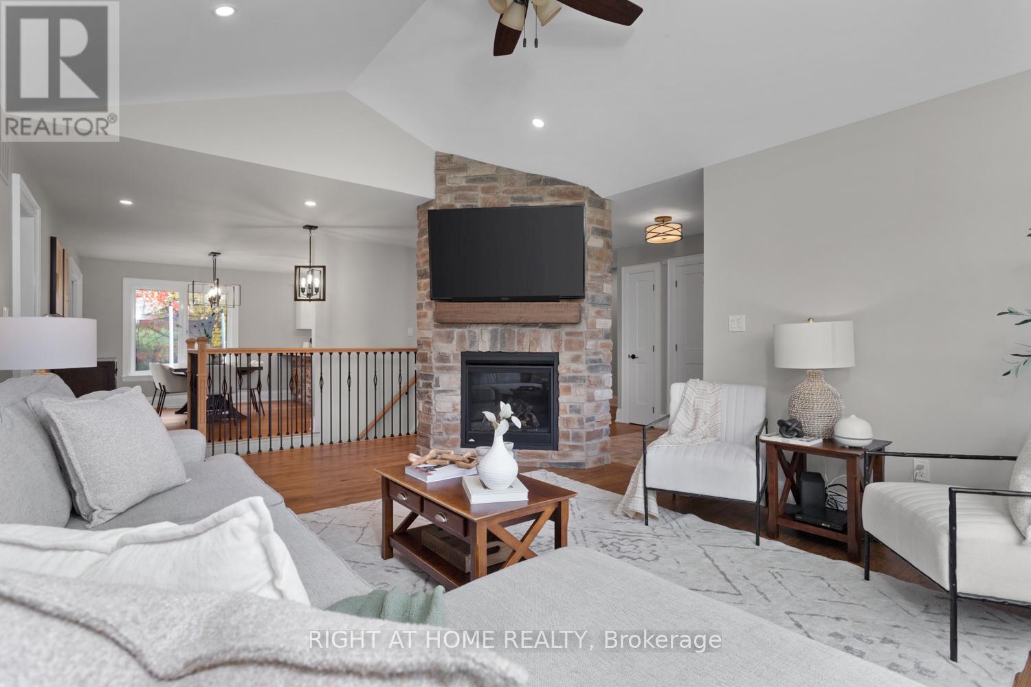 71 Wakeford Road, Kawartha Lakes (Mariposa), Ontario  K0M 2C0 - Photo 5 - X12481603