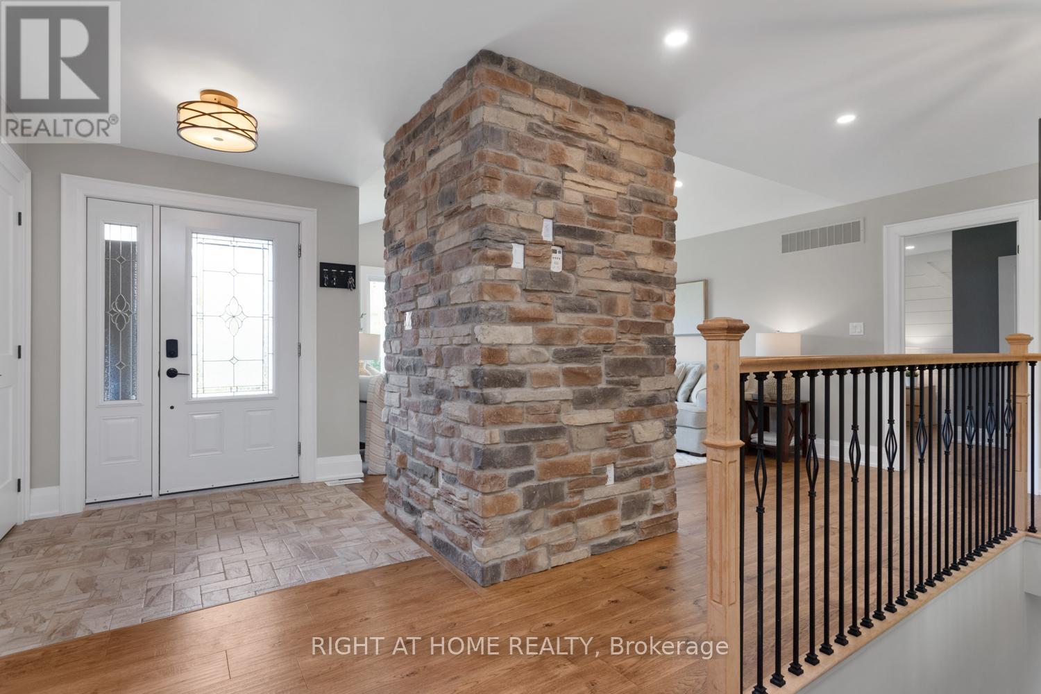 71 Wakeford Road, Kawartha Lakes (Mariposa), Ontario  K0M 2C0 - Photo 8 - X12481603