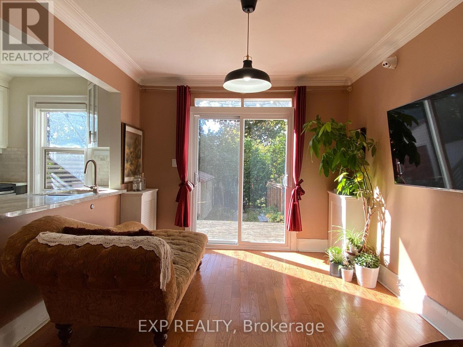 54 Latimer Avenue, Toronto, Ontario  M5N 2L8 - Photo 5 - C12448513