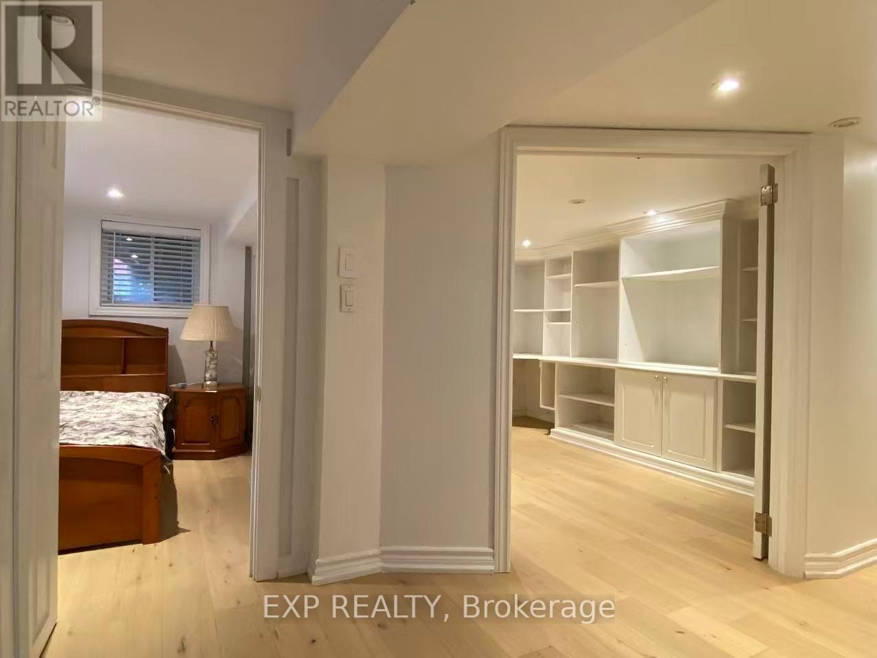 54 Latimer Avenue, Toronto, Ontario  M5N 2L8 - Photo 24 - C12448513
