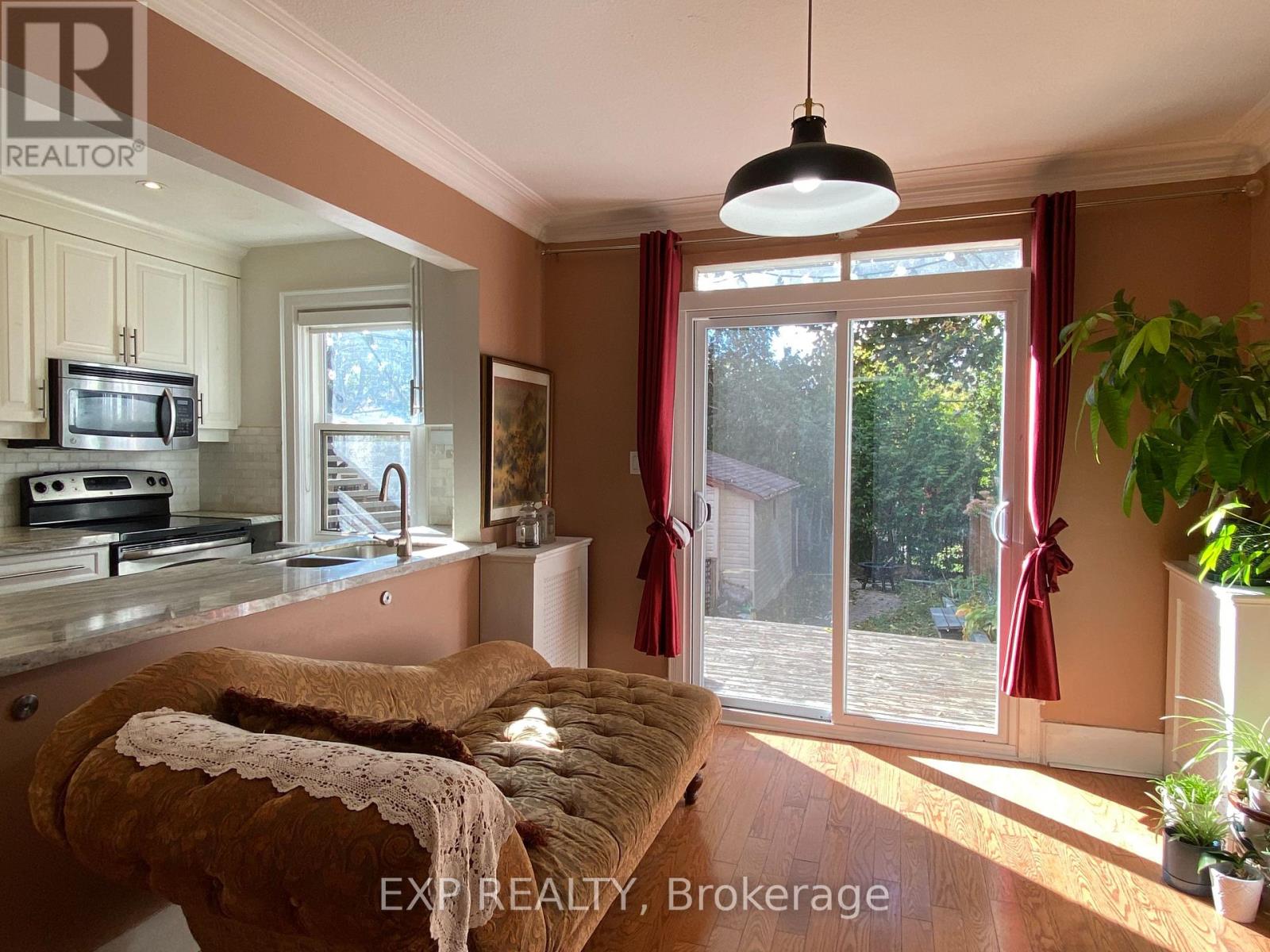 54 Latimer Avenue, Toronto, Ontario  M5N 2L8 - Photo 8 - C12448513