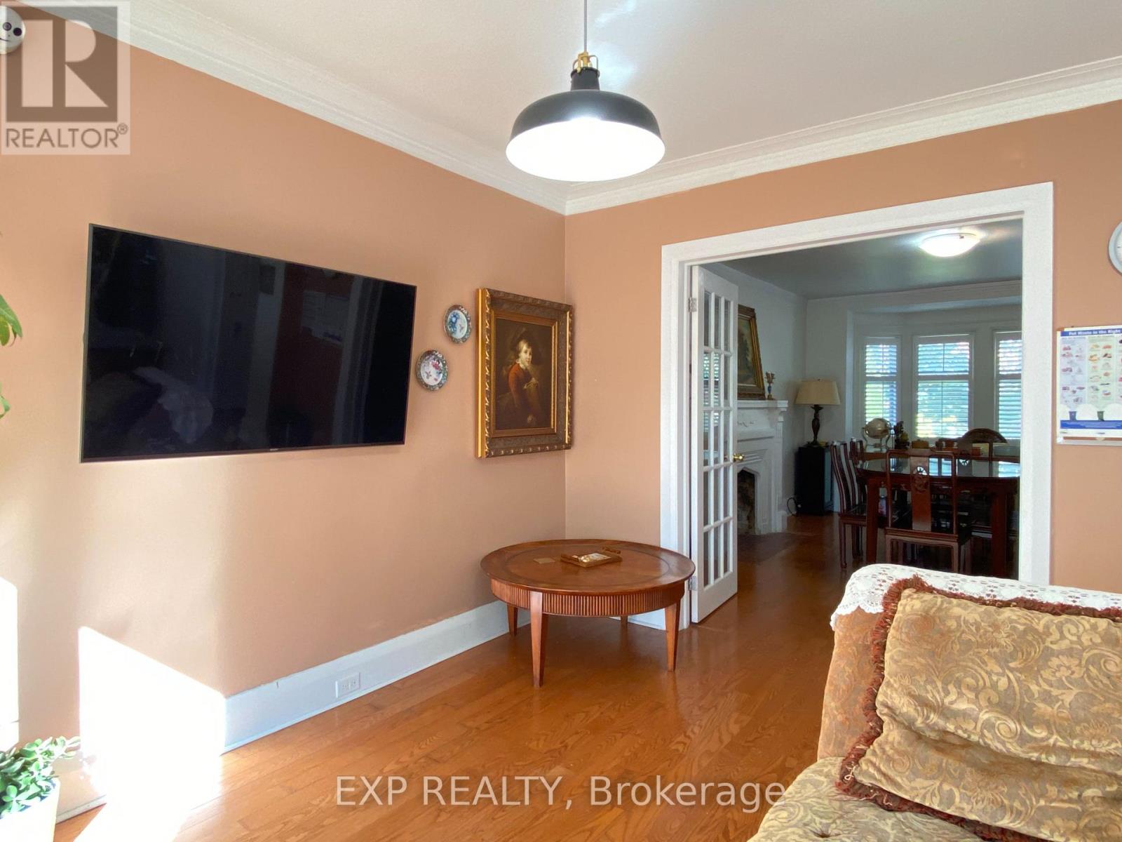 54 Latimer Avenue, Toronto, Ontario  M5N 2L8 - Photo 9 - C12448513