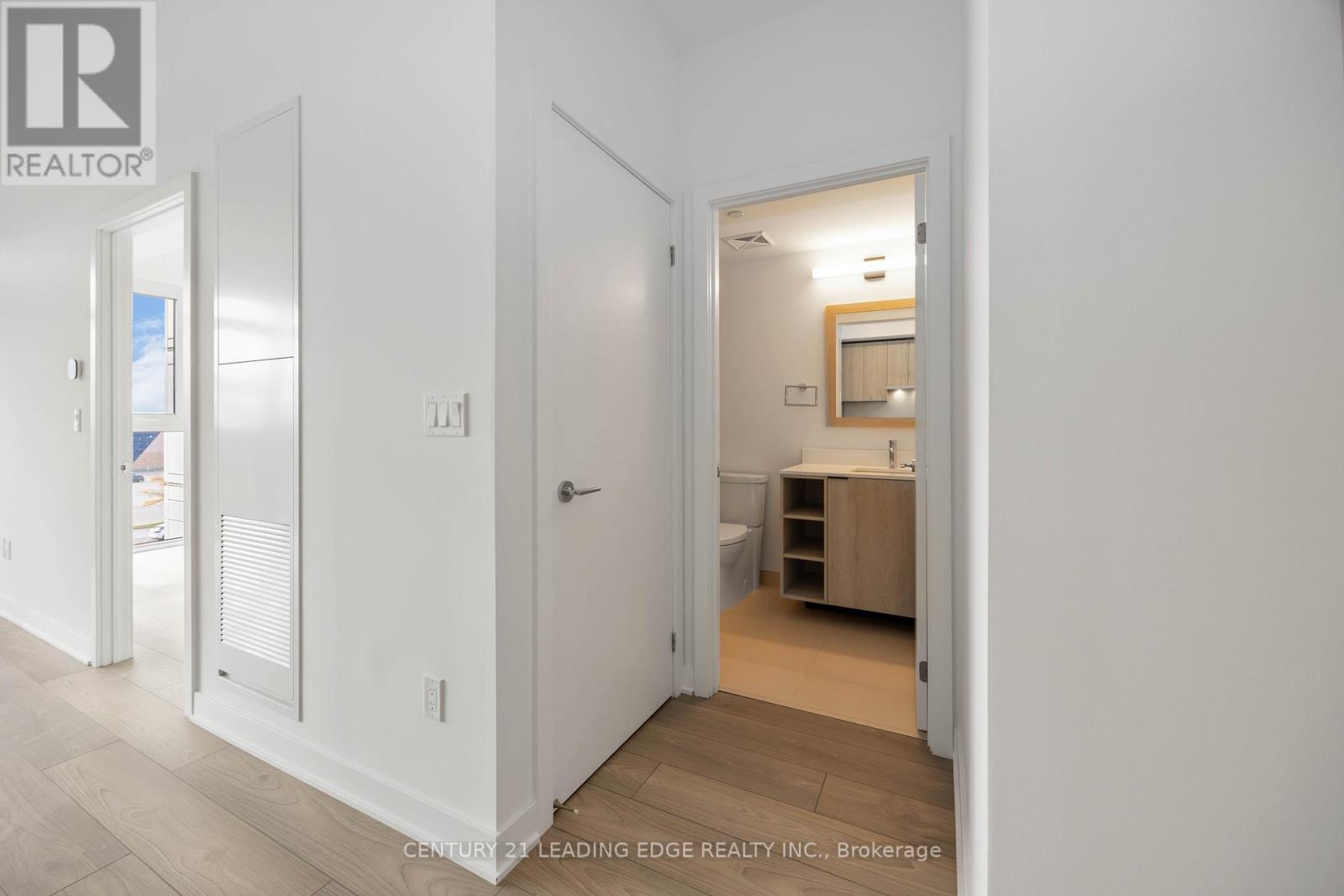 323 - 1007 The Queensway, Toronto, Ontario  M8Z 6C7 - Photo 14 - W12471397