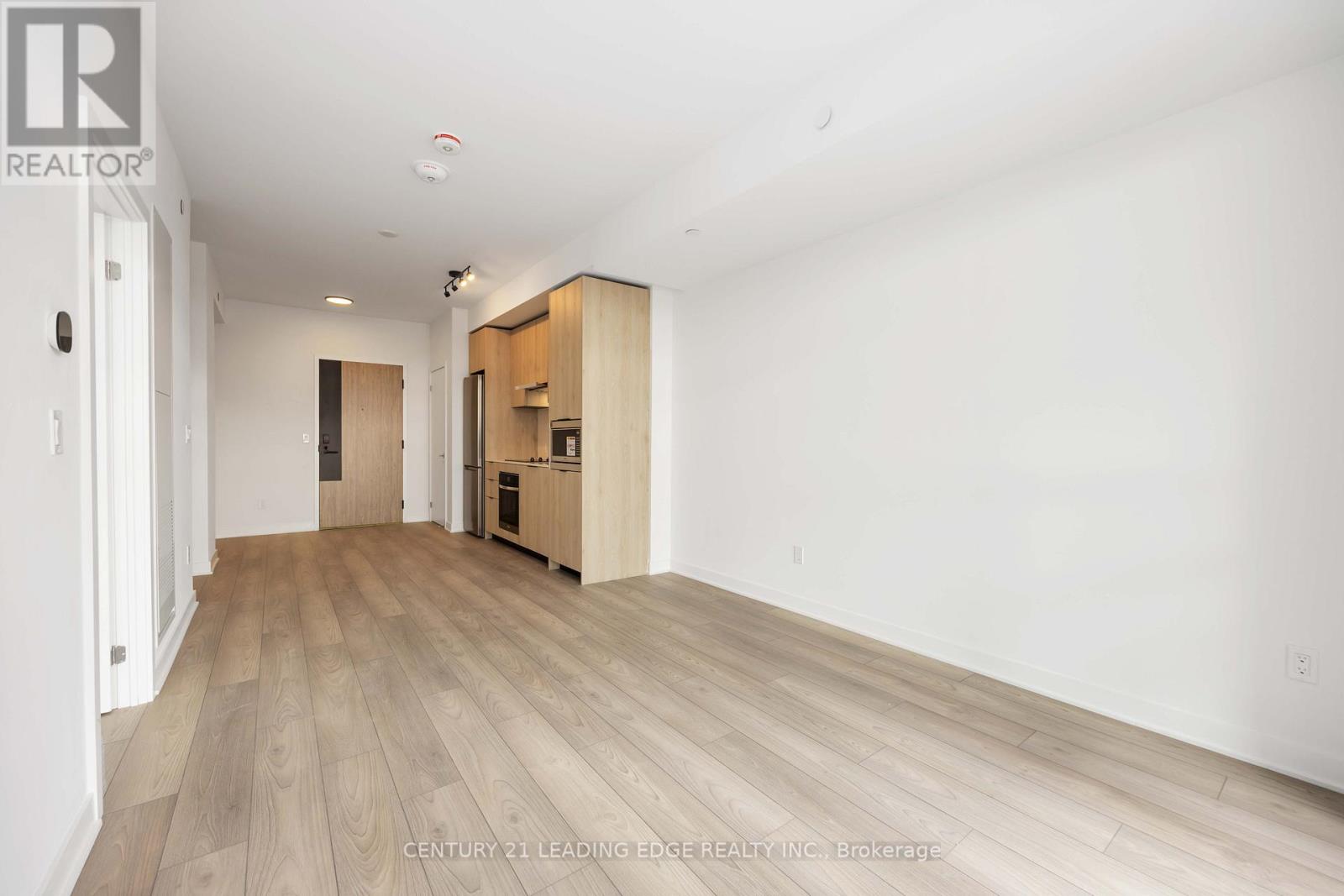 323 - 1007 The Queensway, Toronto, Ontario  M8Z 6C7 - Photo 11 - W12471397
