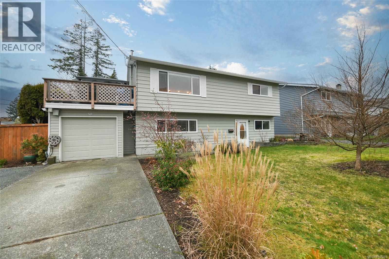 1710 Dingwall Rd, Courtenay, British Columbia
