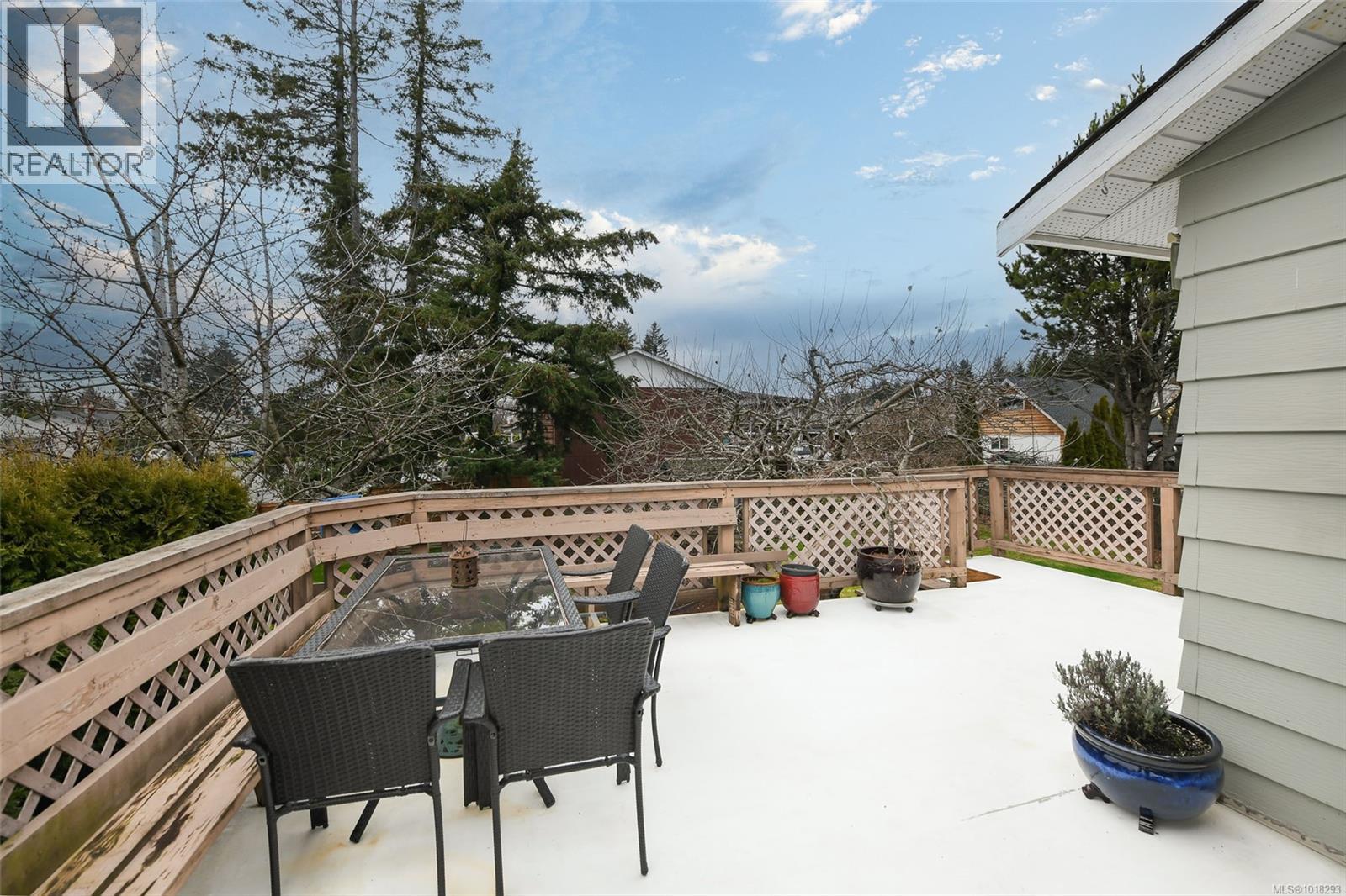1710 Dingwall Rd, Courtenay, British Columbia  V9N 3S9 - Photo 8 - 1018293