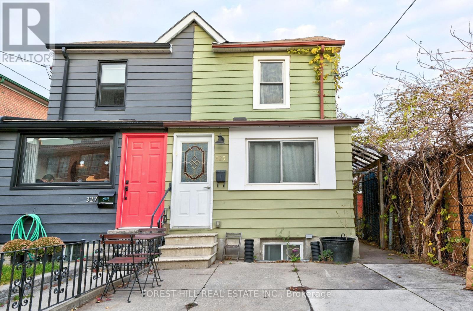 325 WESTMORELAND AVENUE N, Toronto, Ontario