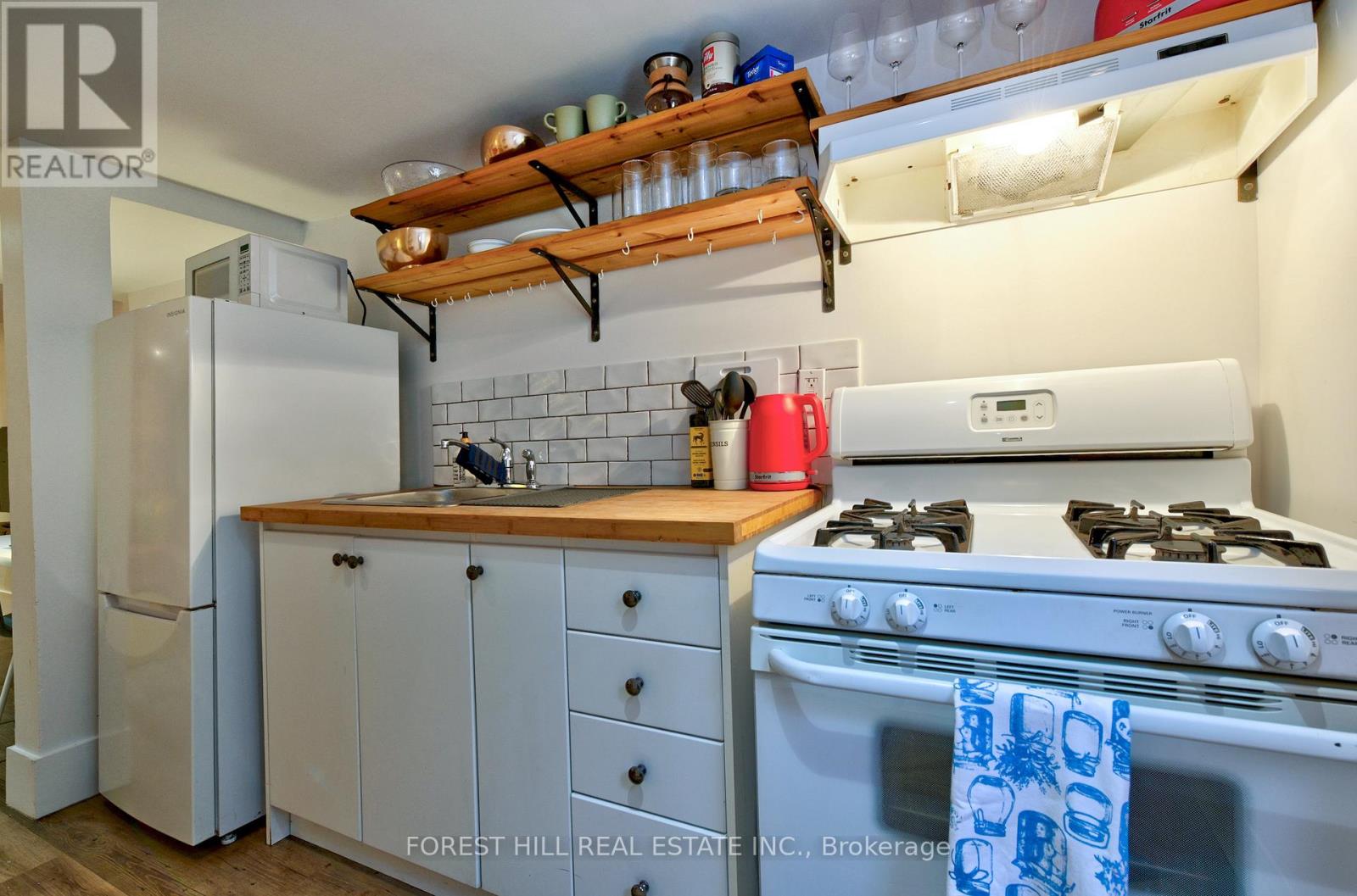 325 Westmoreland Avenue N, Toronto, Ontario  M6H 3A6 - Photo 16 - W12481564