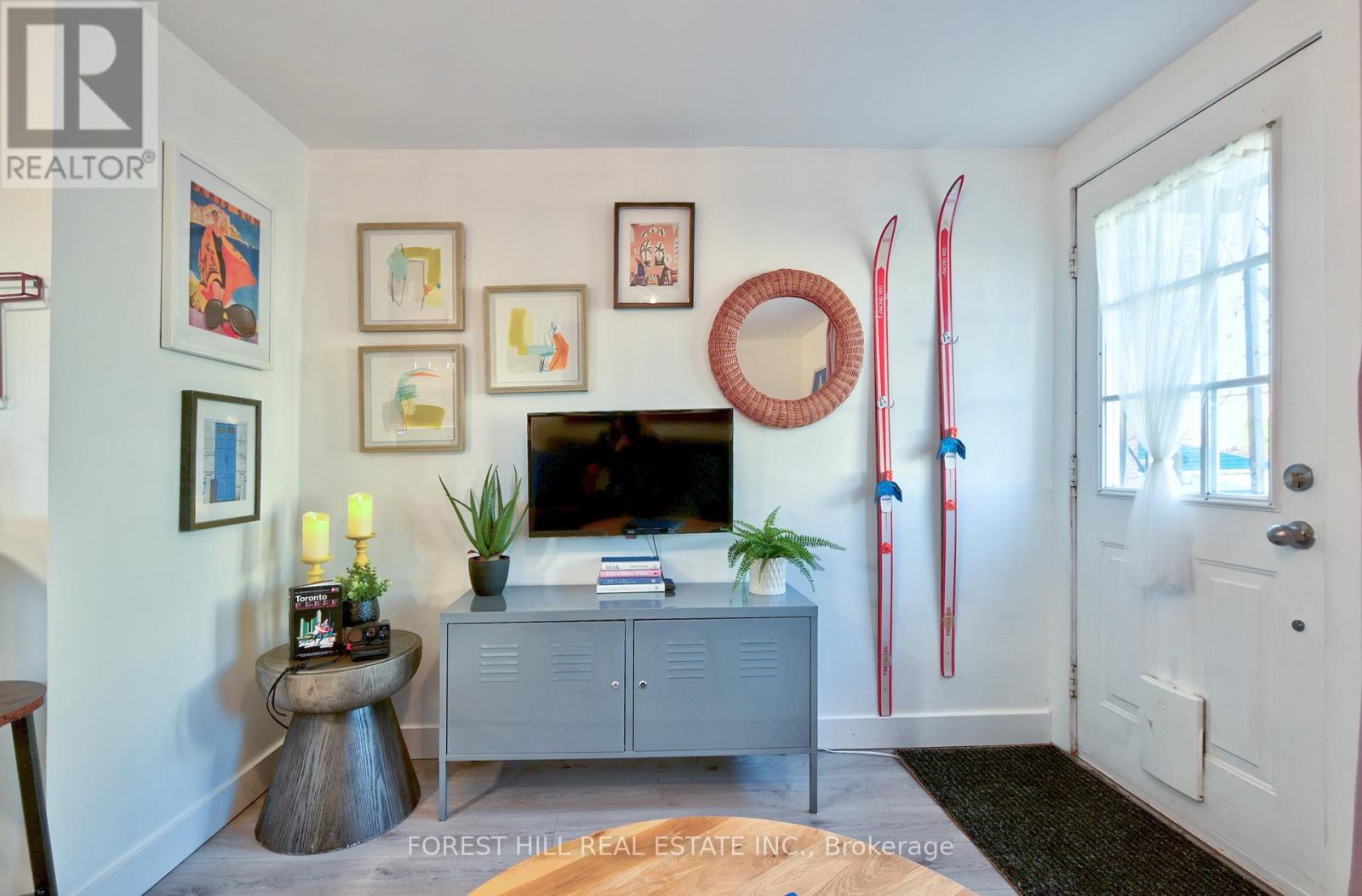 325 Westmoreland Avenue N, Toronto, Ontario  M6H 3A6 - Photo 8 - W12481564