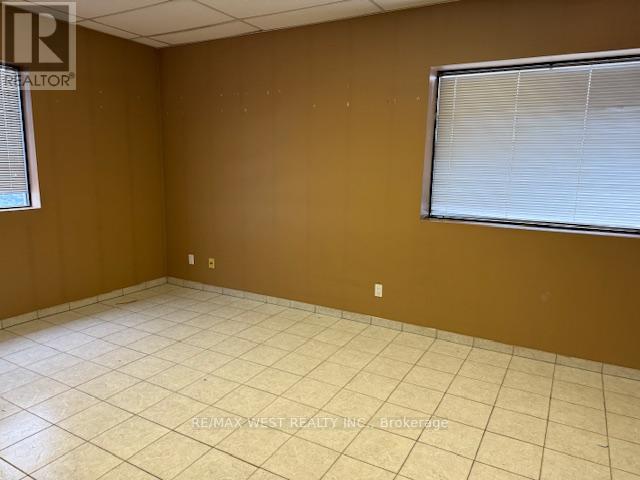 2 - 69 Healey Road, Caledon, Ontario  L7E 5A4 - Photo 3 - W12481571