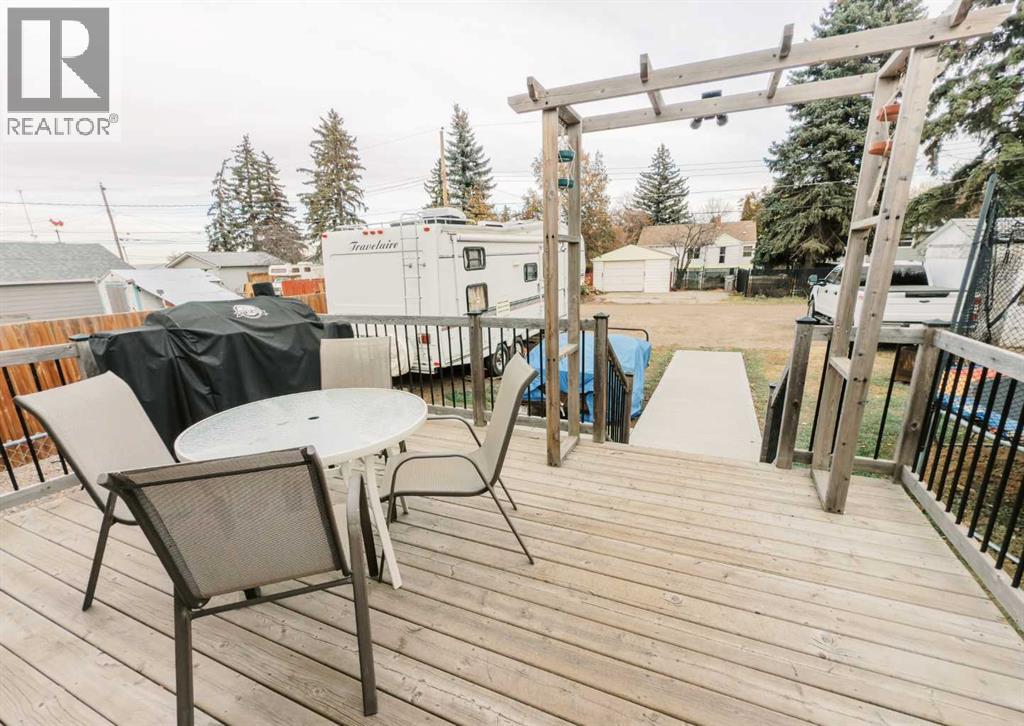 5013 57 Street, Stettler, Alberta  T4K 1B4 - Photo 32 - A2266634