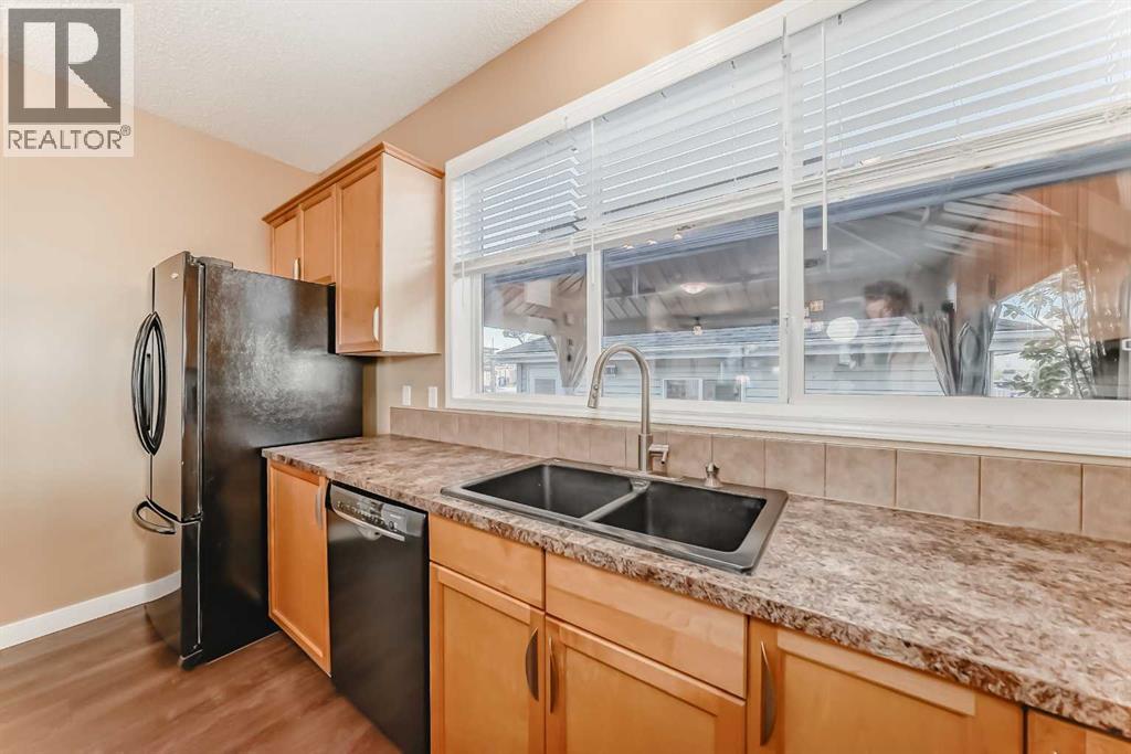 202 Copperfield Grove Se, Calgary, Alberta  T2Z 4L7 - Photo 11 - A2265899