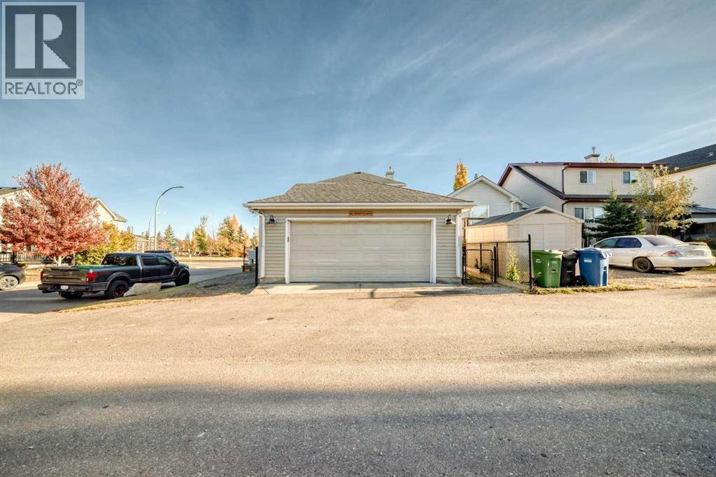 202 Copperfield Grove Se, Calgary, Alberta  T2Z 4L7 - Photo 44 - A2265899