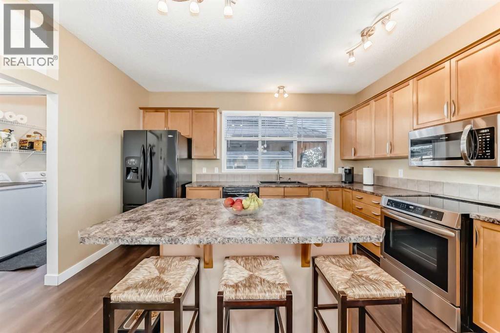 202 Copperfield Grove Se, Calgary, Alberta  T2Z 4L7 - Photo 8 - A2265899