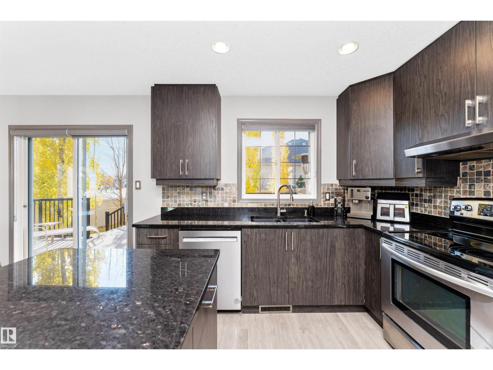 1017 Leger Bv Nw, Edmonton, Alberta  T6R 2T1 - Photo 16 - E4463458