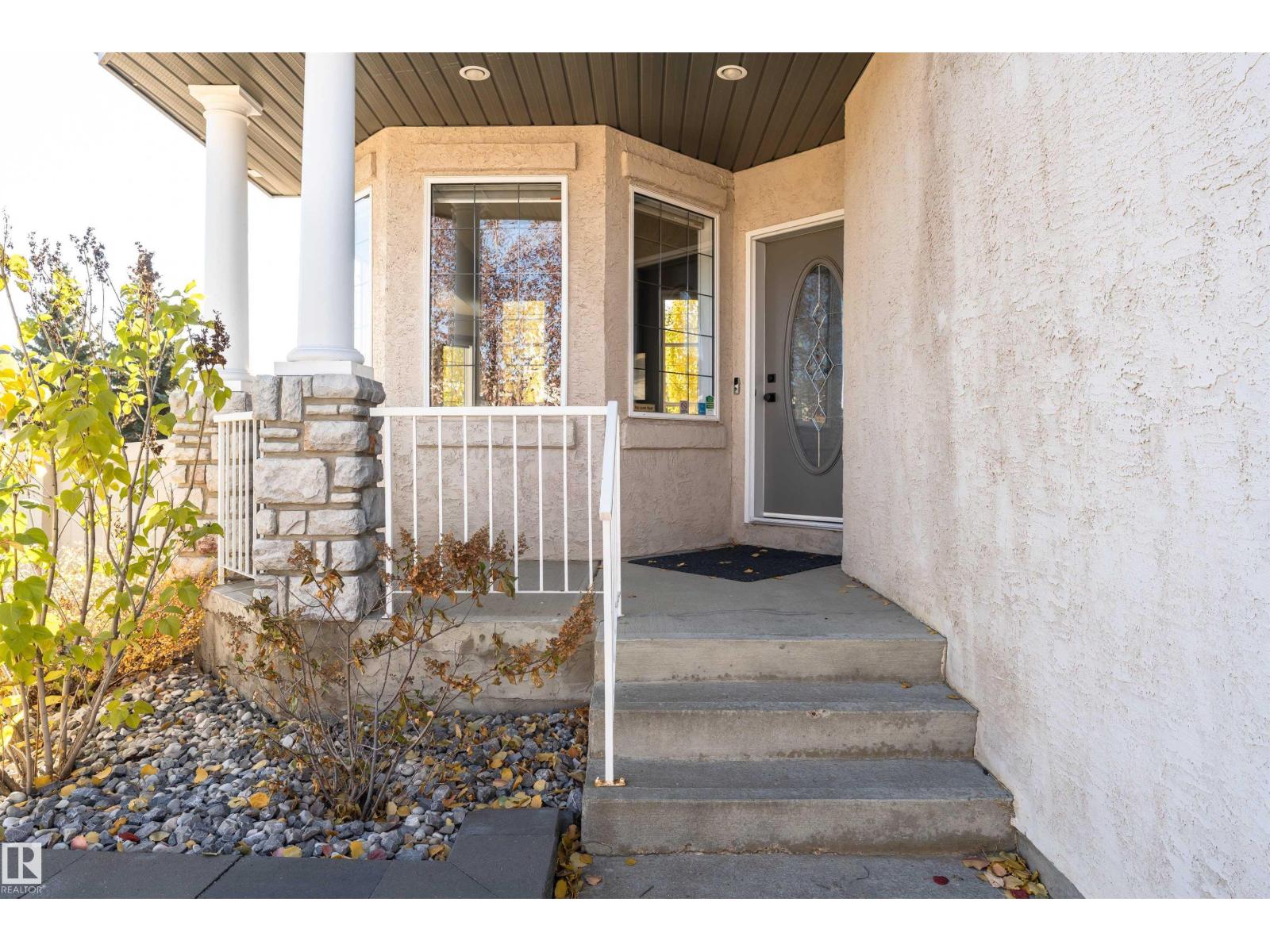 1017 Leger Bv Nw, Edmonton, Alberta  T6R 2T1 - Photo 2 - E4463458