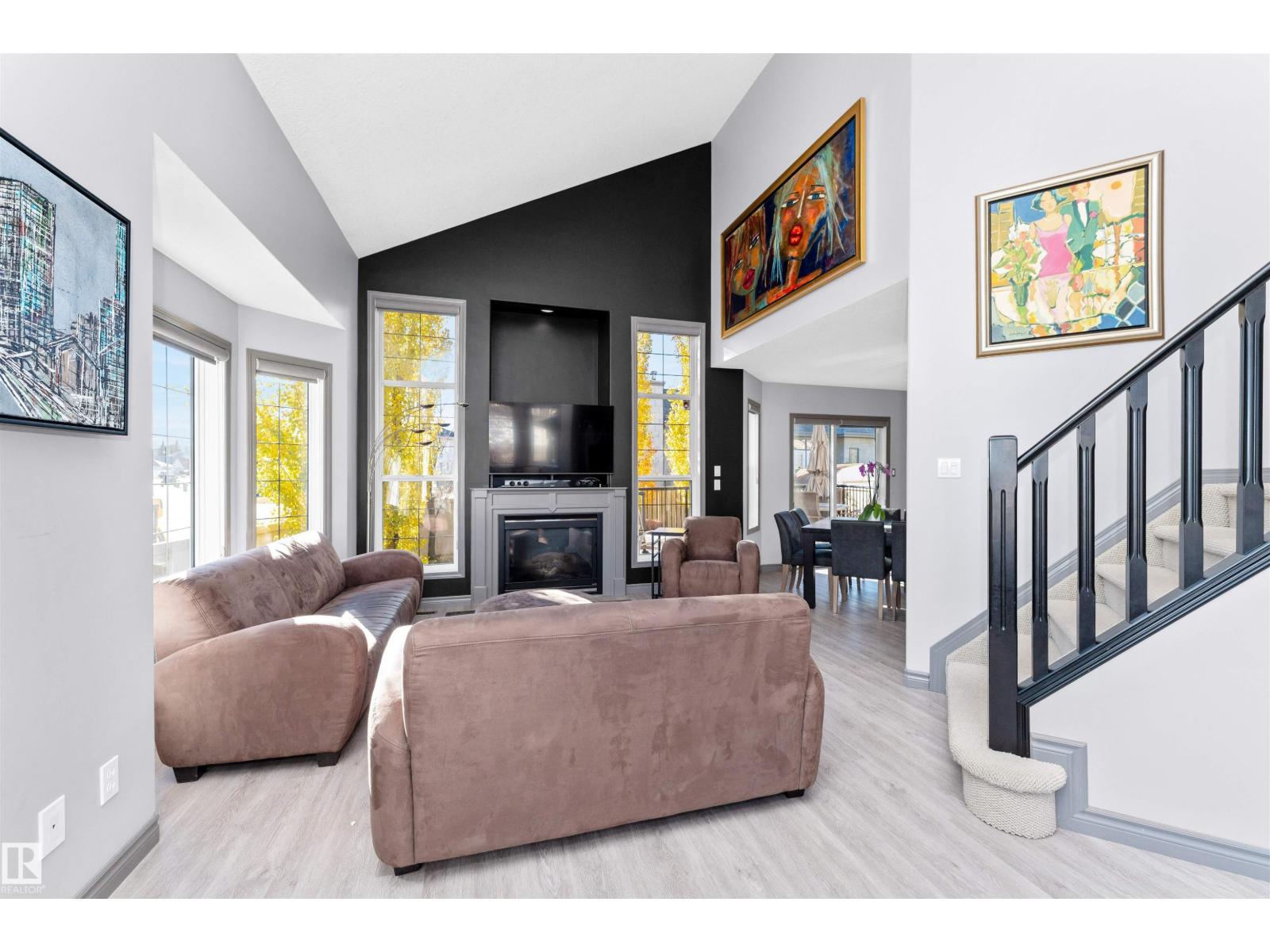 1017 Leger Bv Nw, Edmonton, Alberta  T6R 2T1 - Photo 4 - E4463458