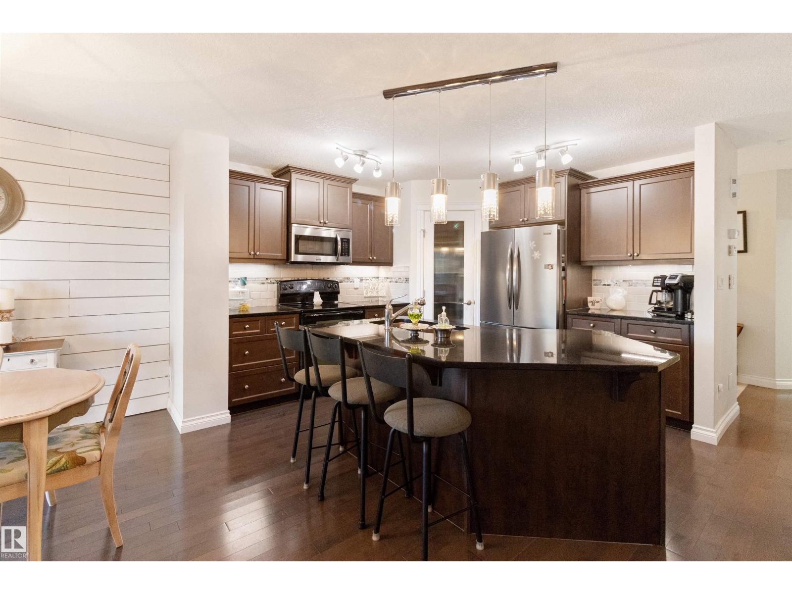 17604 10 Av Sw, Edmonton, Alberta  T6W 1Z8 - Photo 11 - E4463460