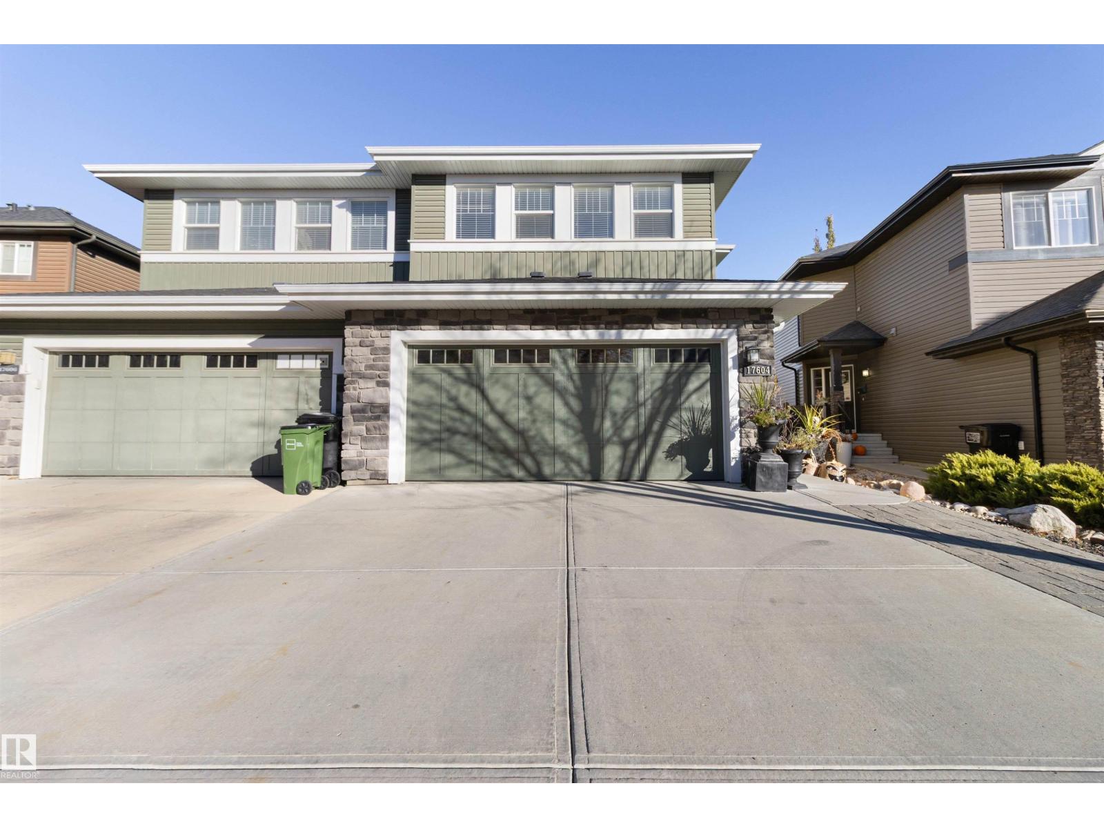 17604 10 Av Sw, Edmonton, Alberta  T6W 1Z8 - Photo 2 - E4463460
