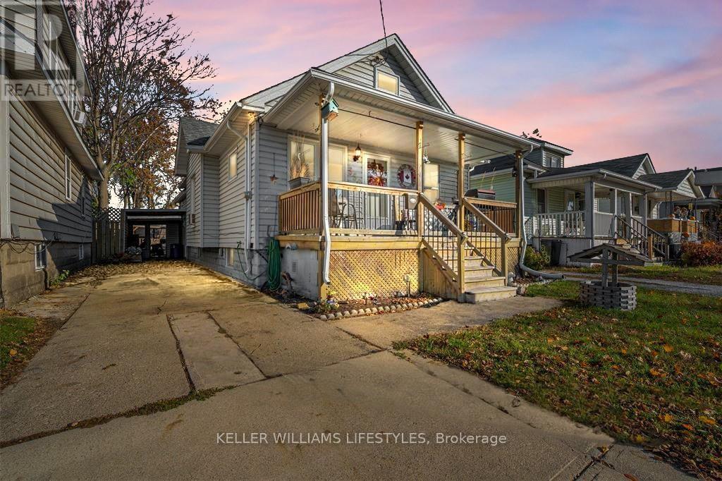 356 EXMOUTH STREET, Sarnia, Ontario