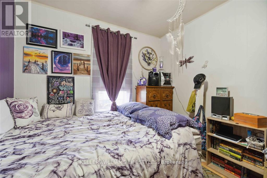 356 Exmouth Street, Sarnia, Ontario  N7T 5N6 - Photo 10 - X12481634