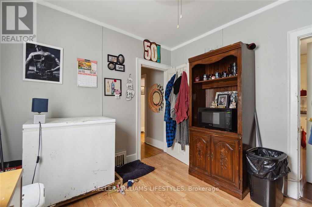 356 Exmouth Street, Sarnia, Ontario  N7T 5N6 - Photo 12 - X12481634